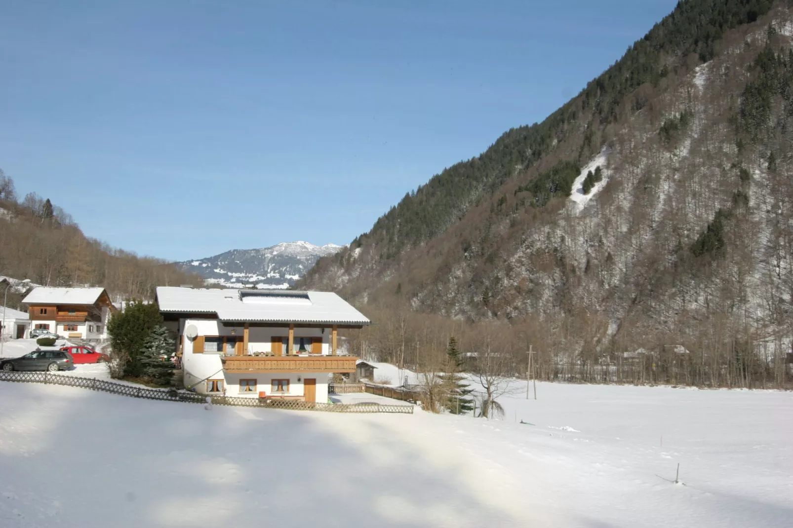 Apartment Maria-Exterior winter