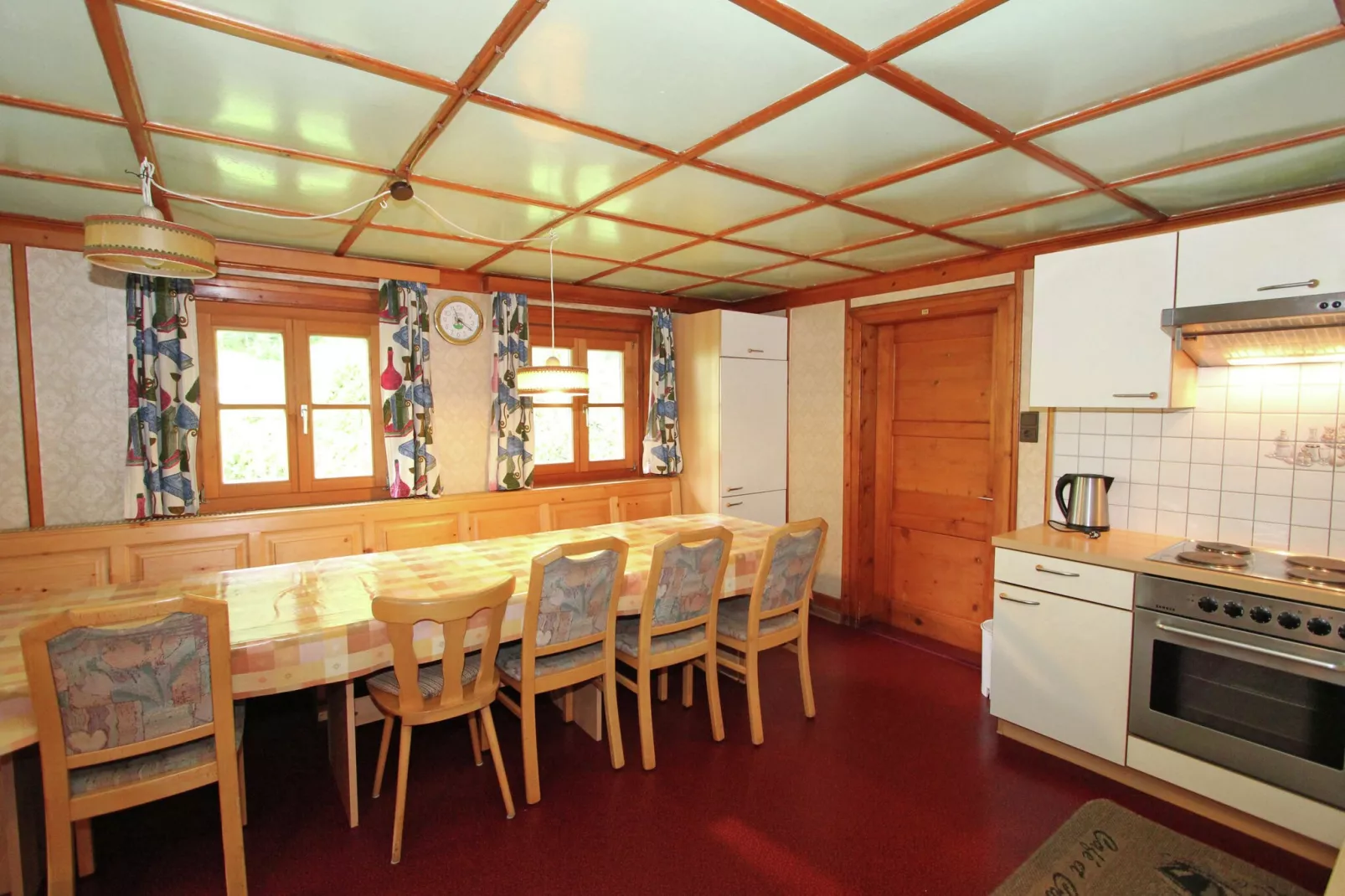 Haus Lukan Groß-Dining room