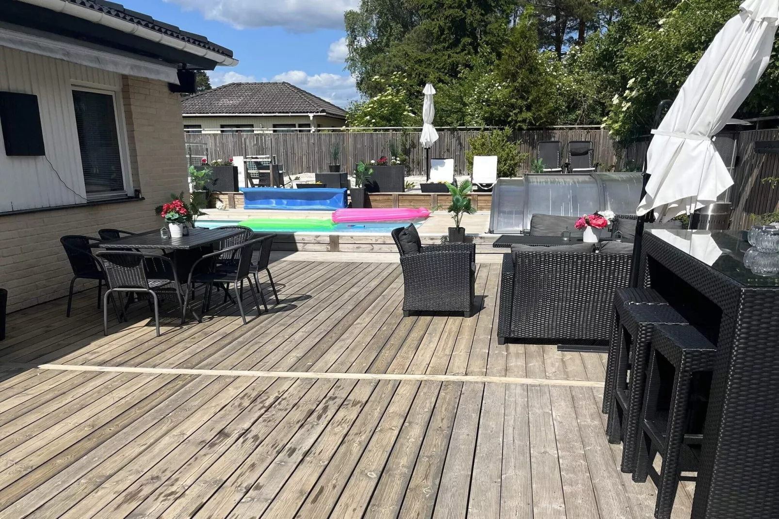 5 Sterne Ferienhaus in KUNGSÄNGEN - Im Freien