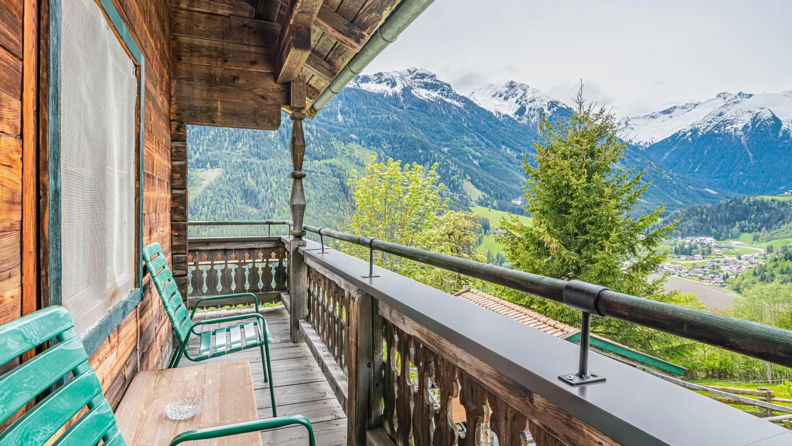 Poschen-Terrace balcony