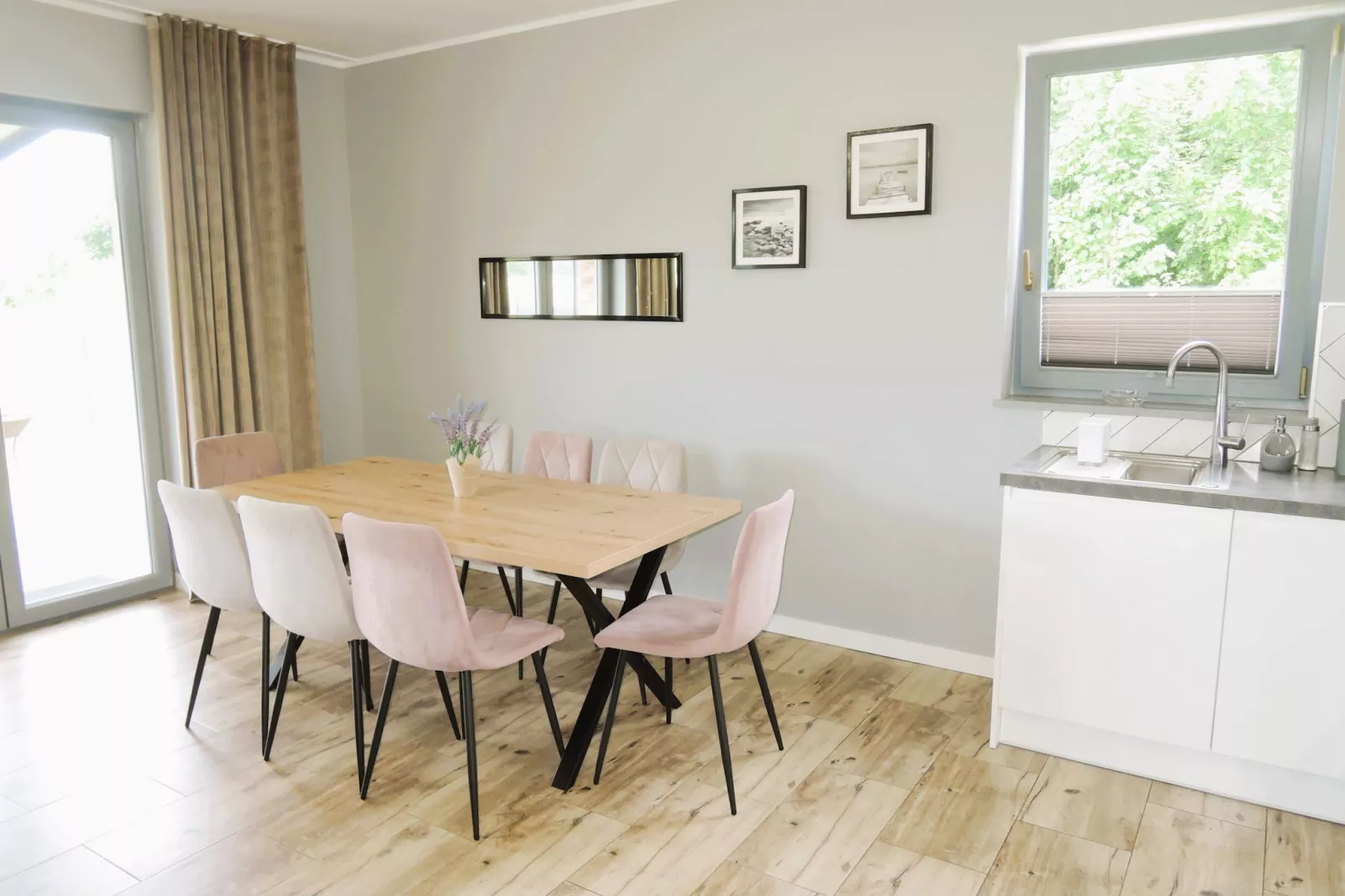 Dom wakacyjny Bursztynowa 2b na 10 osób-Esszimmer
