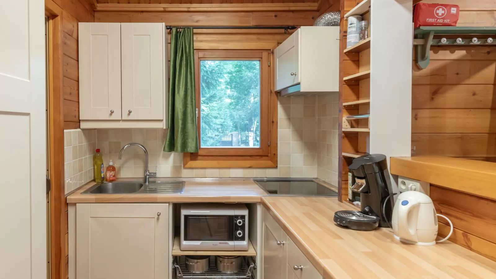 LOrée-Kitchen
