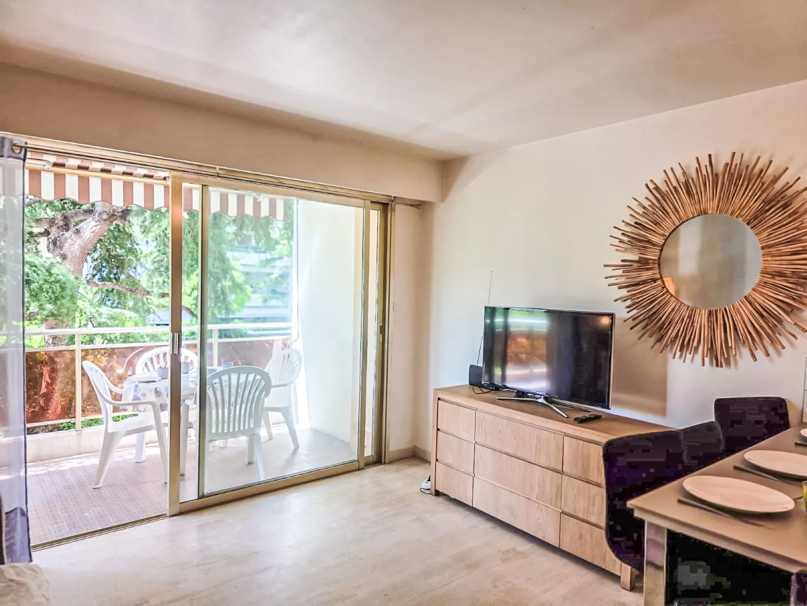 Villa Lerins-Inside