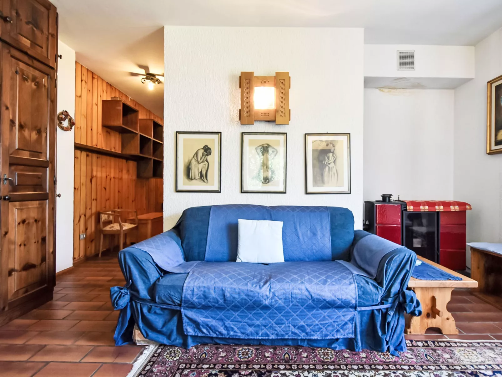 Casa Cavalieri-Inside