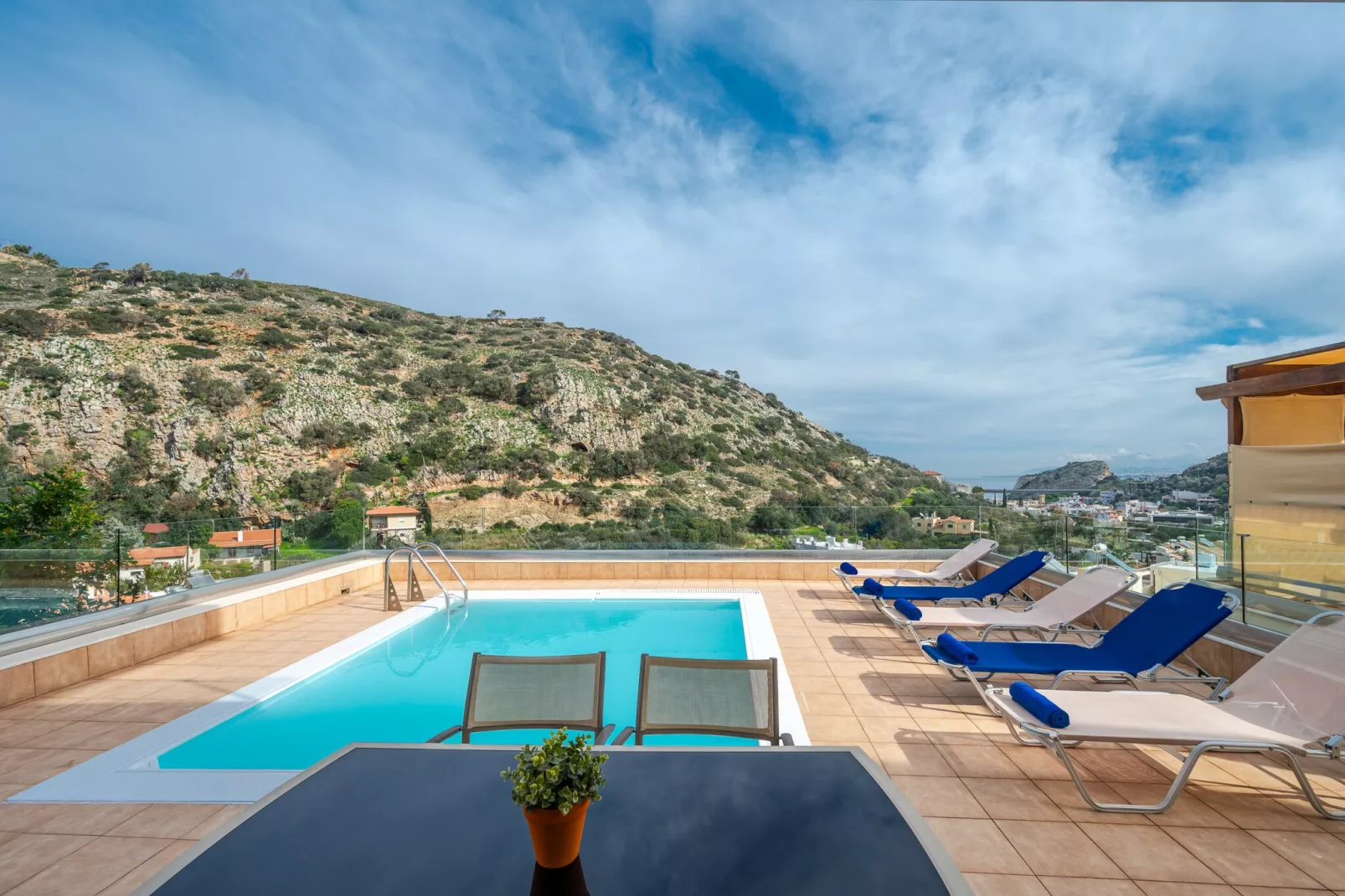 Villa Nikos-Schwimmbad