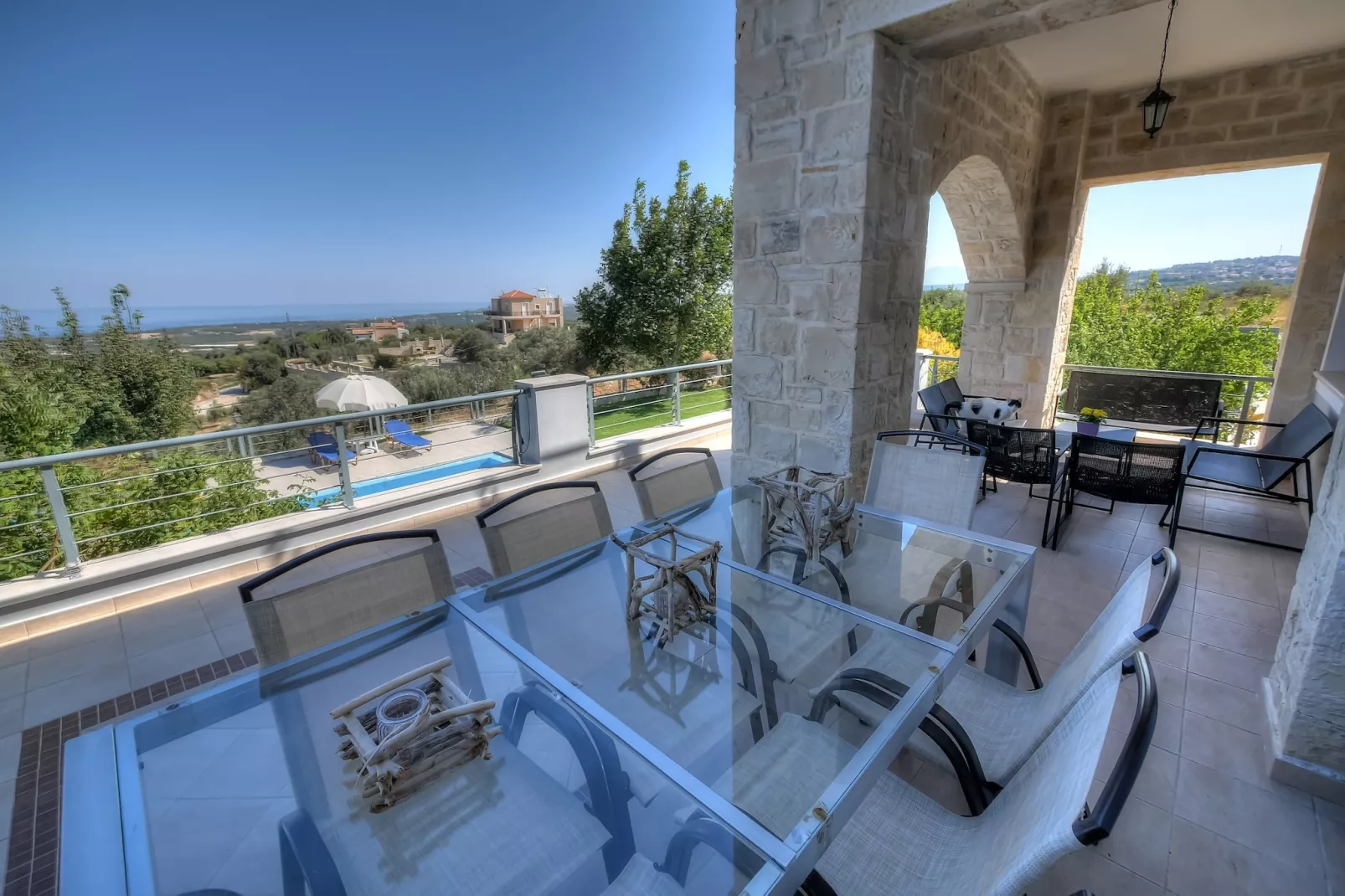 Arios Lux Villa-Terrasse / balcon