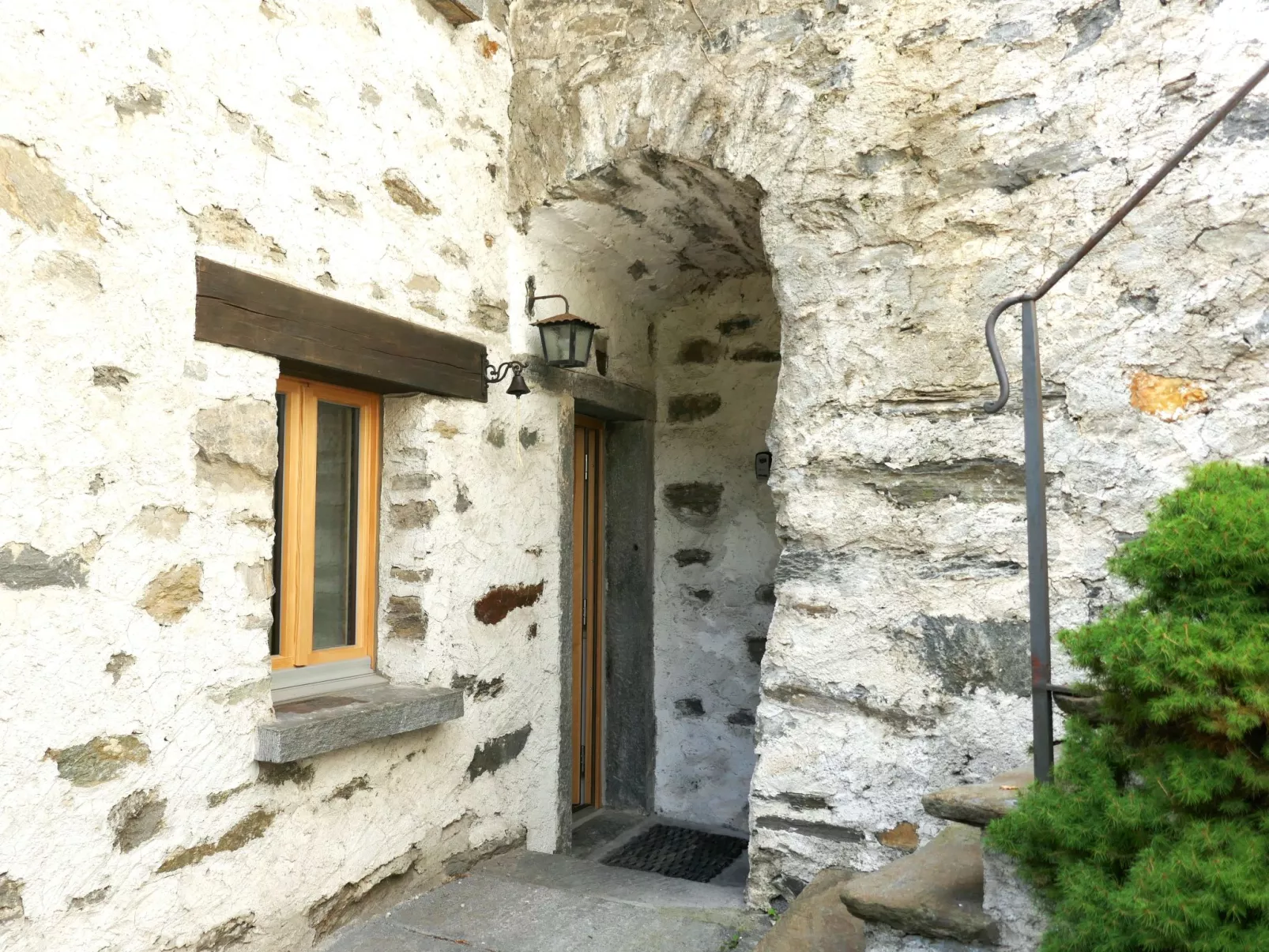 Rustico Emilio-Outside