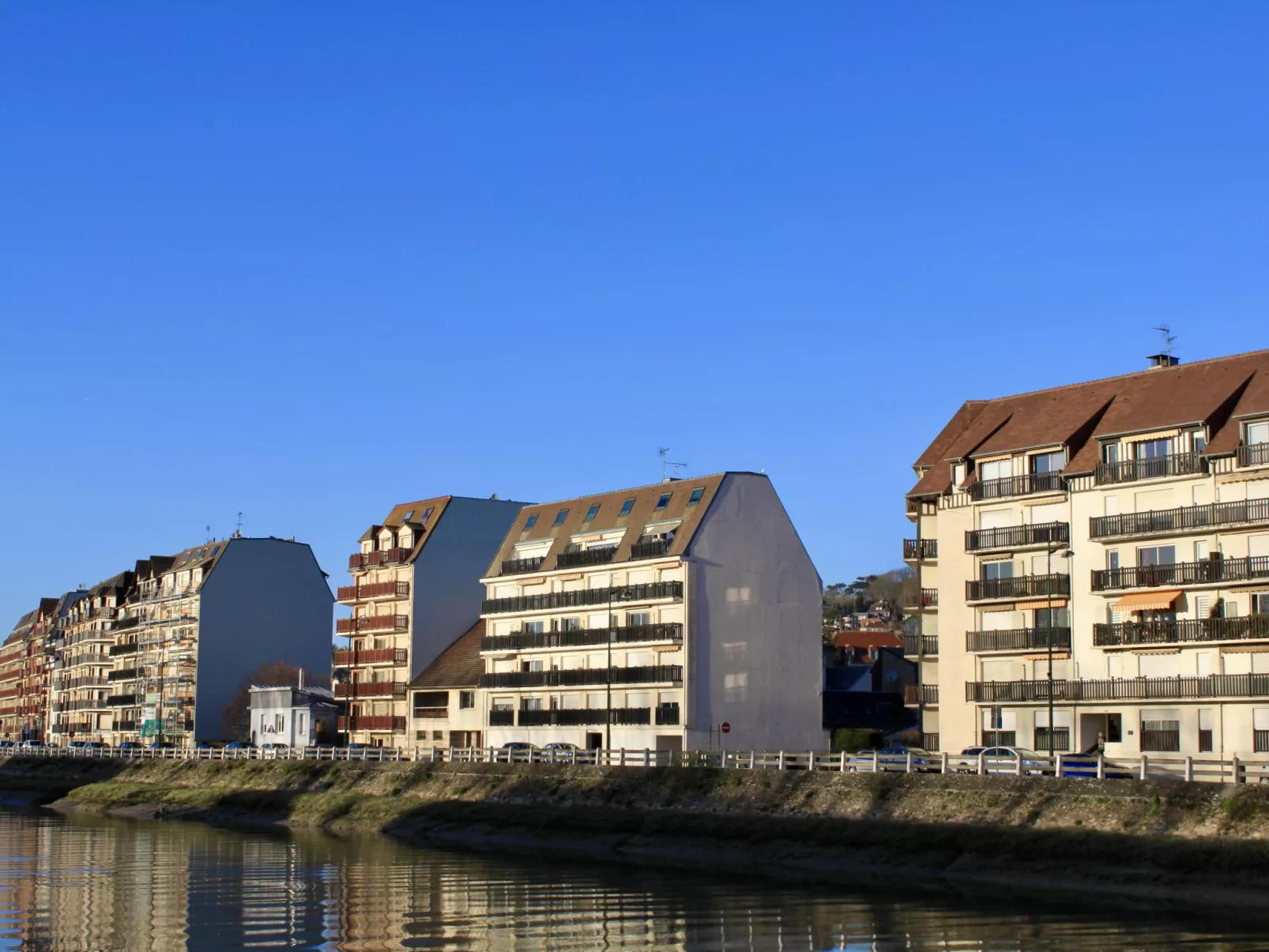 Touques Rives-Dehors