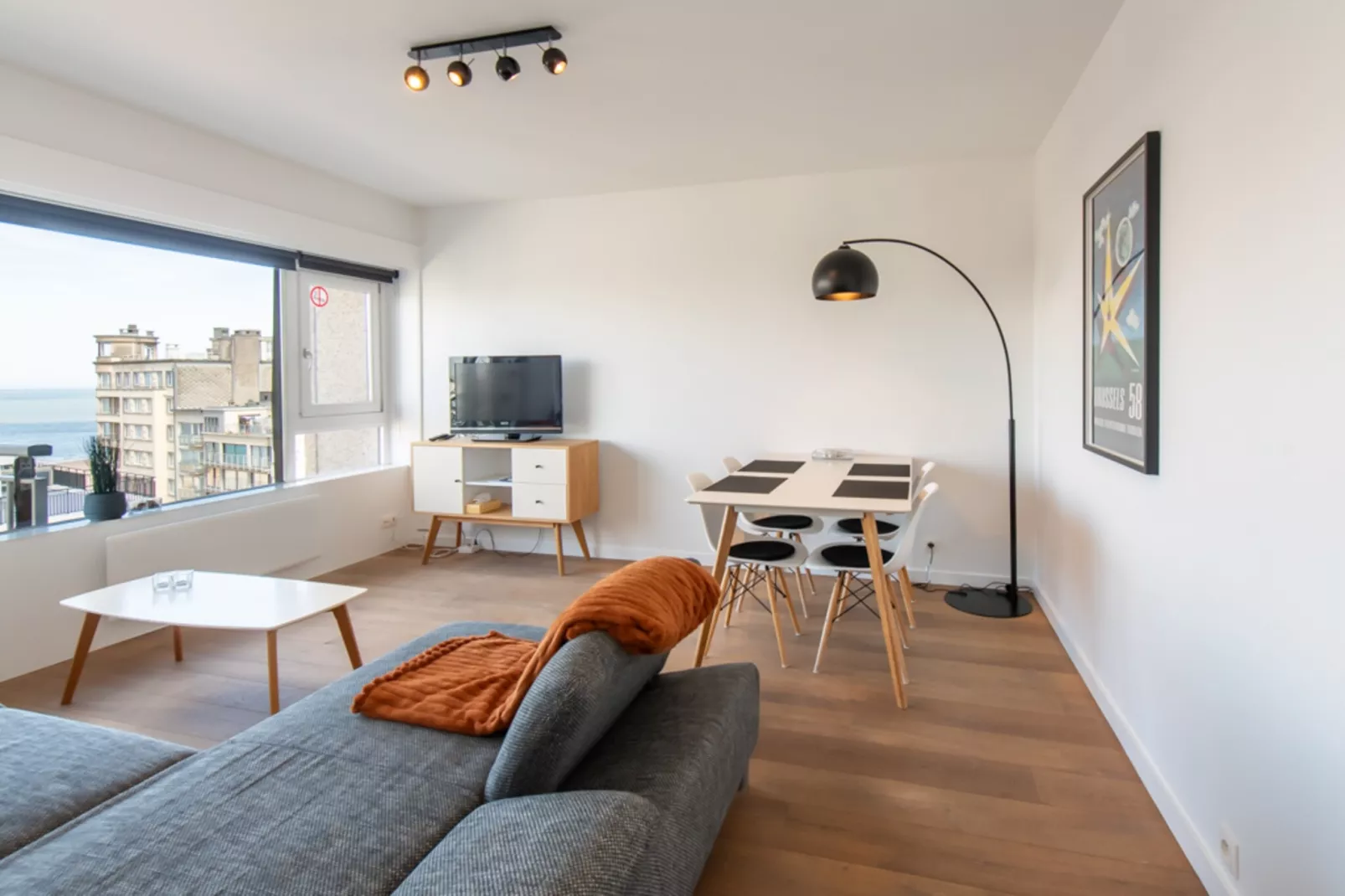 Europacentrum 5 109 1001-Dining room