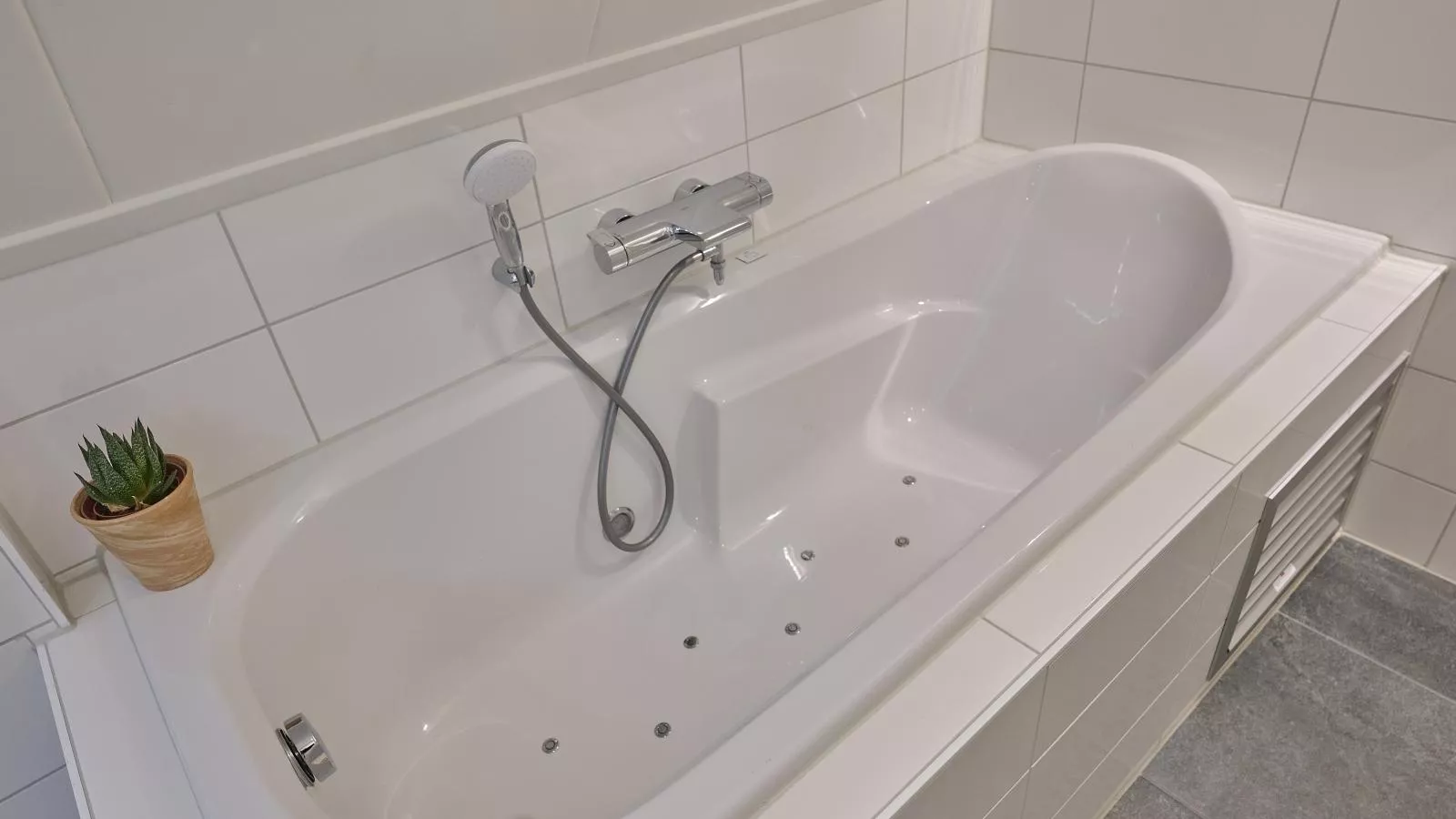 Sea Quality 83-Badezimmer