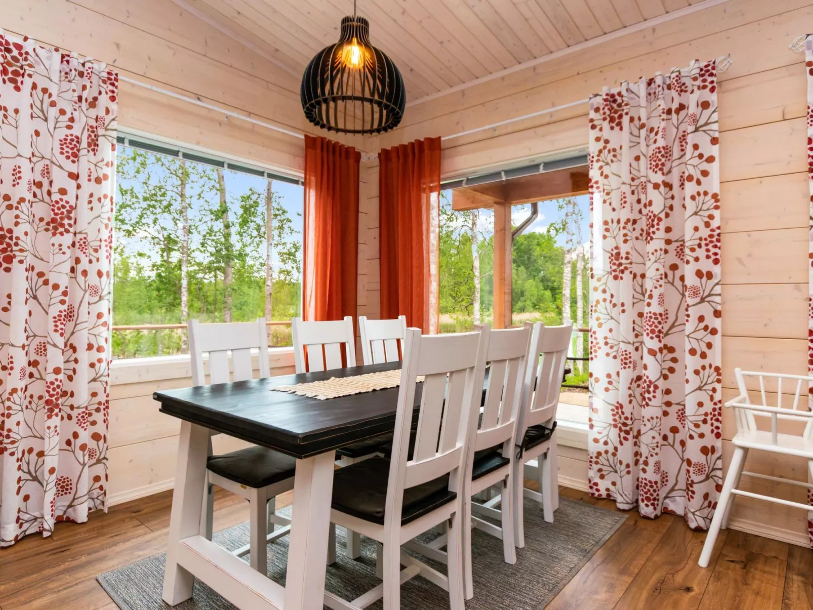 Käpälämäki-Inside