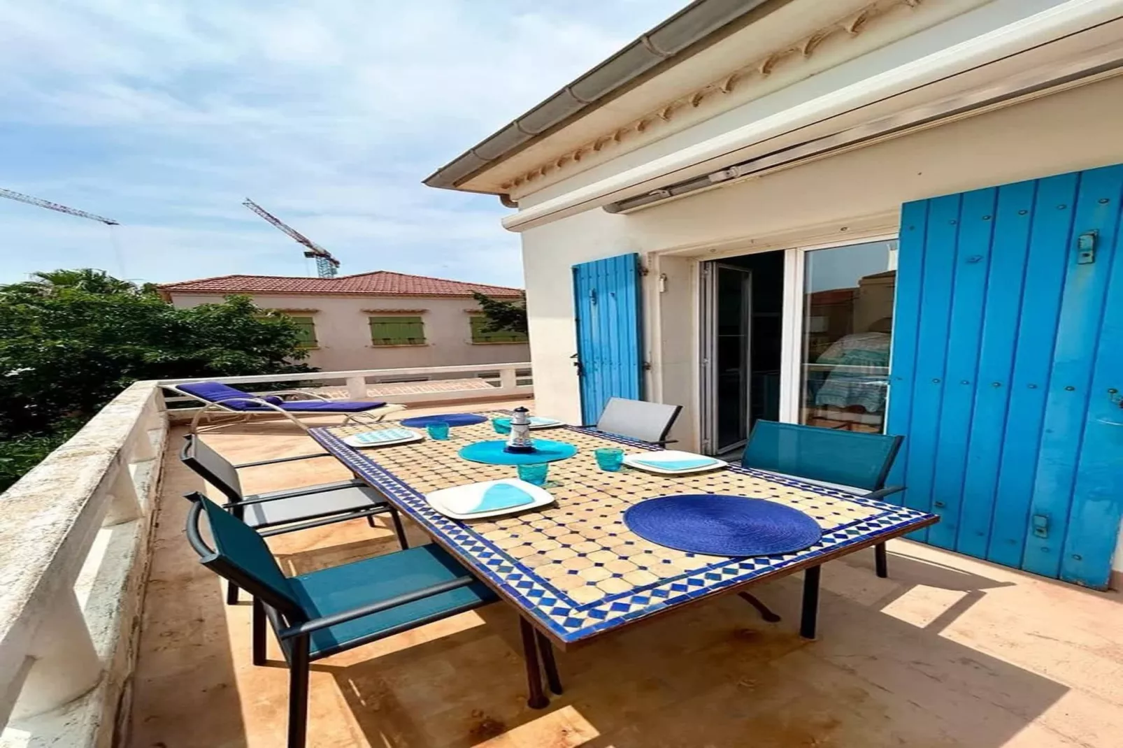 97 Appartement typiq-Terrace balcony
