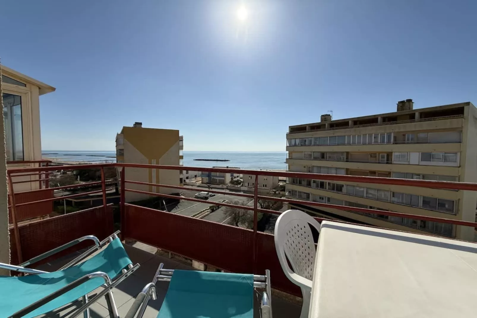114 FOURNIER-Terrace balcony