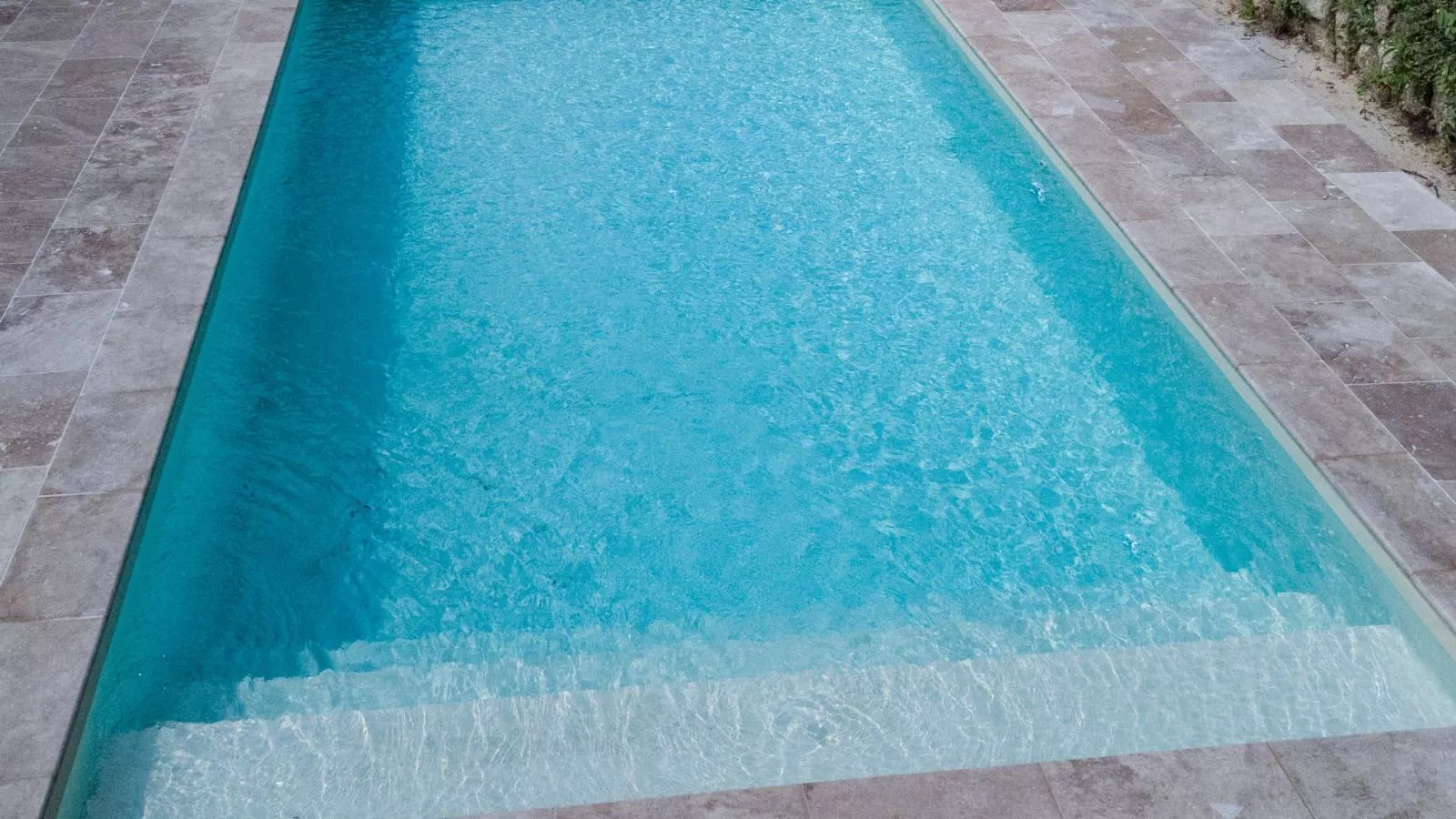 poolofhouse