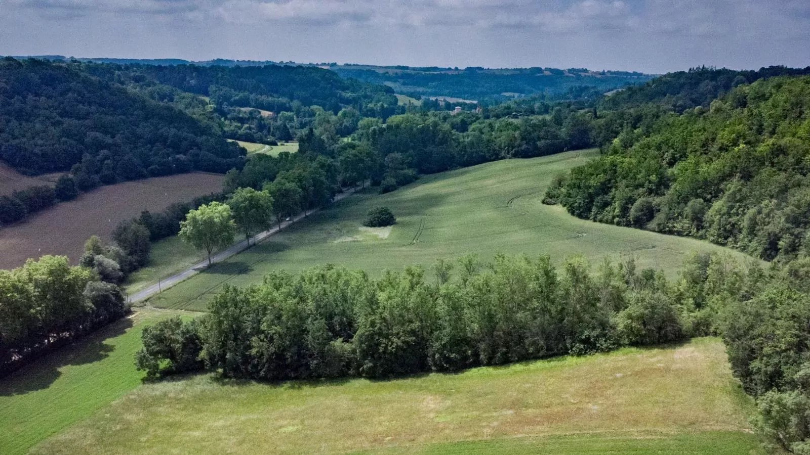 Gite La Folie-Areas summer 1km