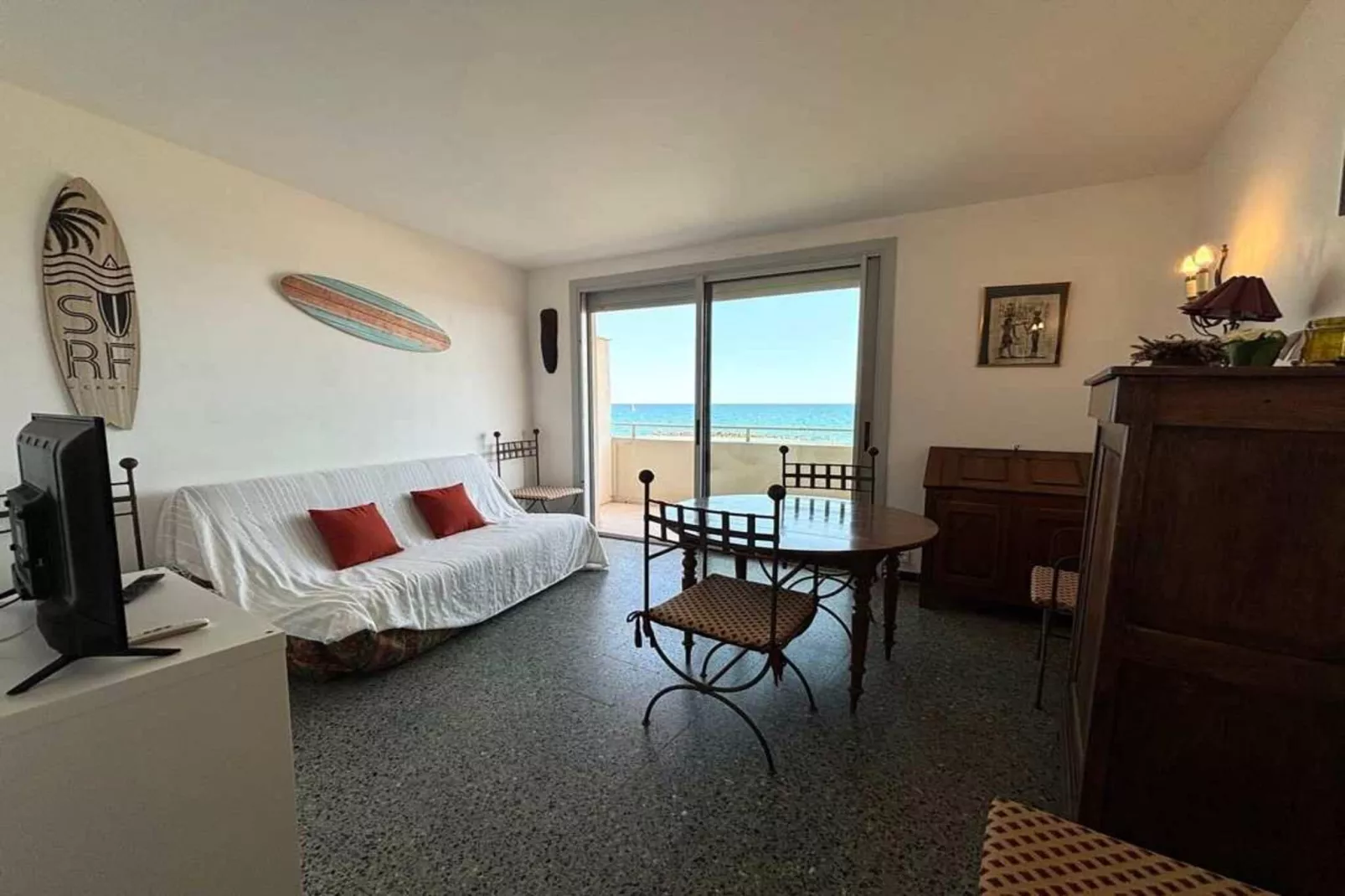115 SIGE-Bedroom