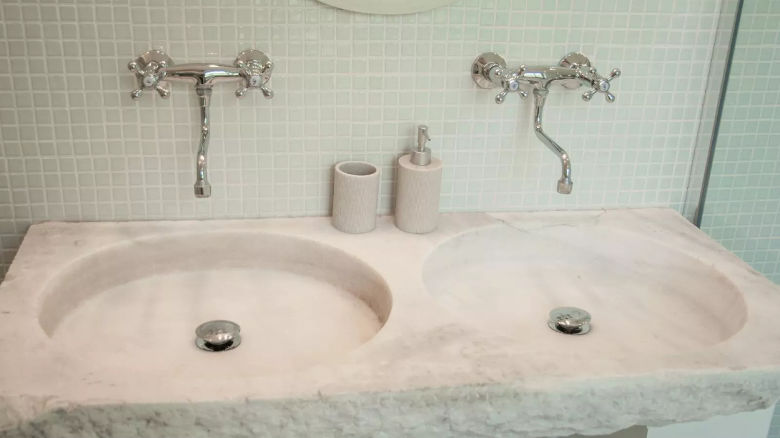 Gite La Folie-Bathroom