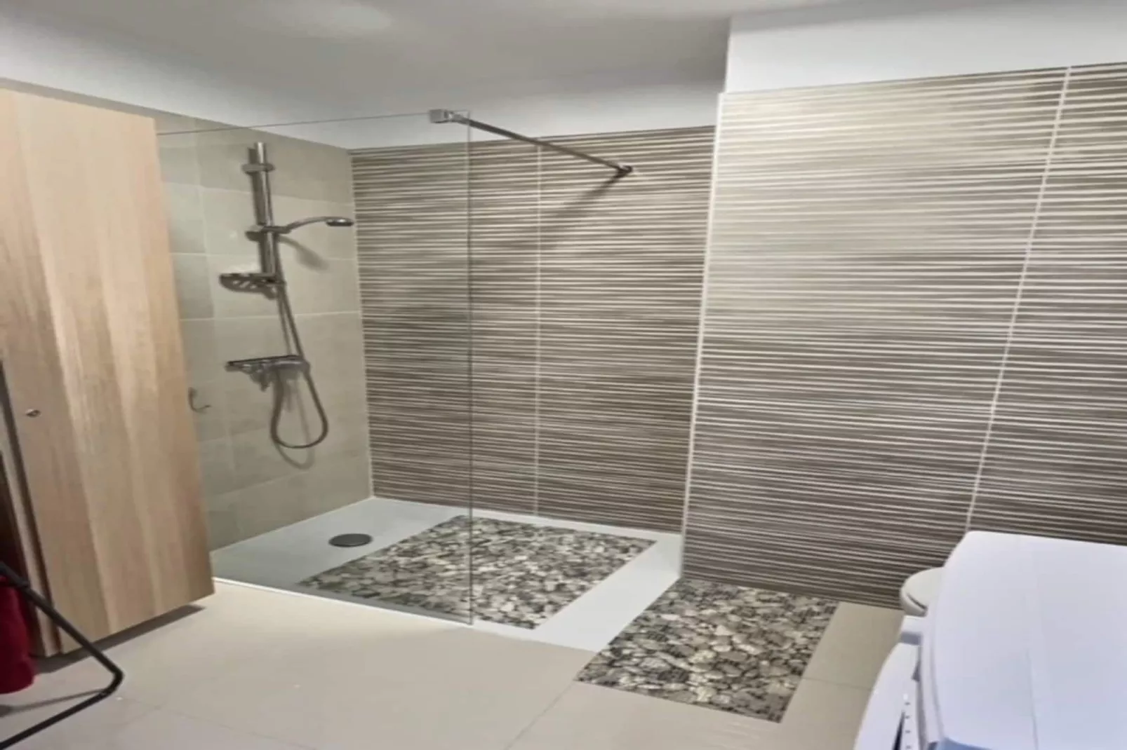 193 CONCHON-Badezimmer