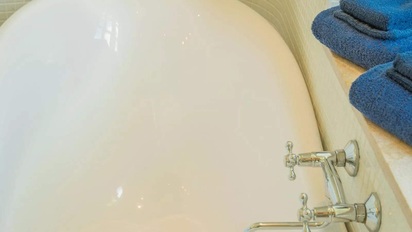 Gite La Folie-Bathroom