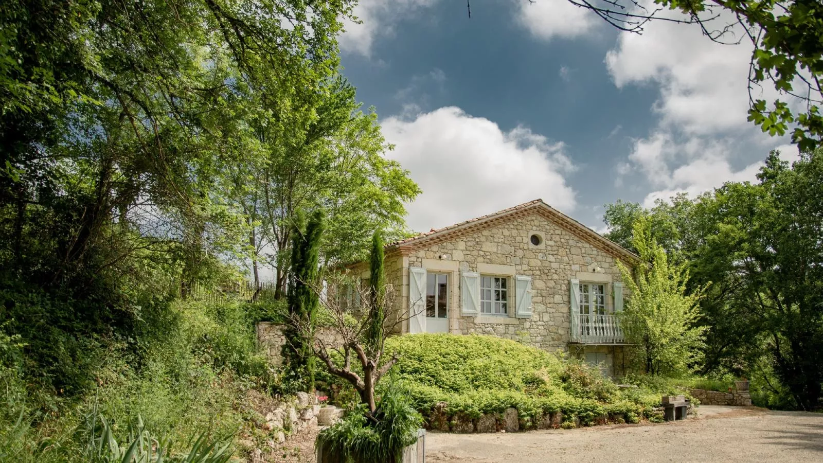 Gite La Folie-Exterior summer