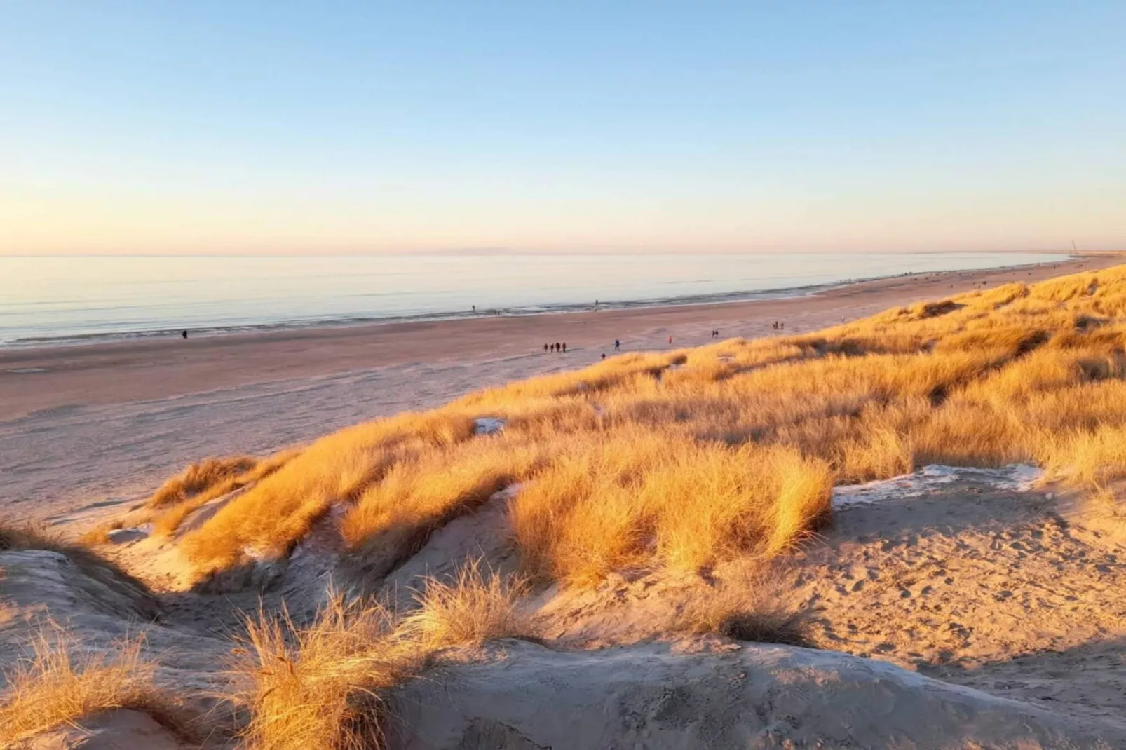 8 person holiday home in Blåvand-Water view