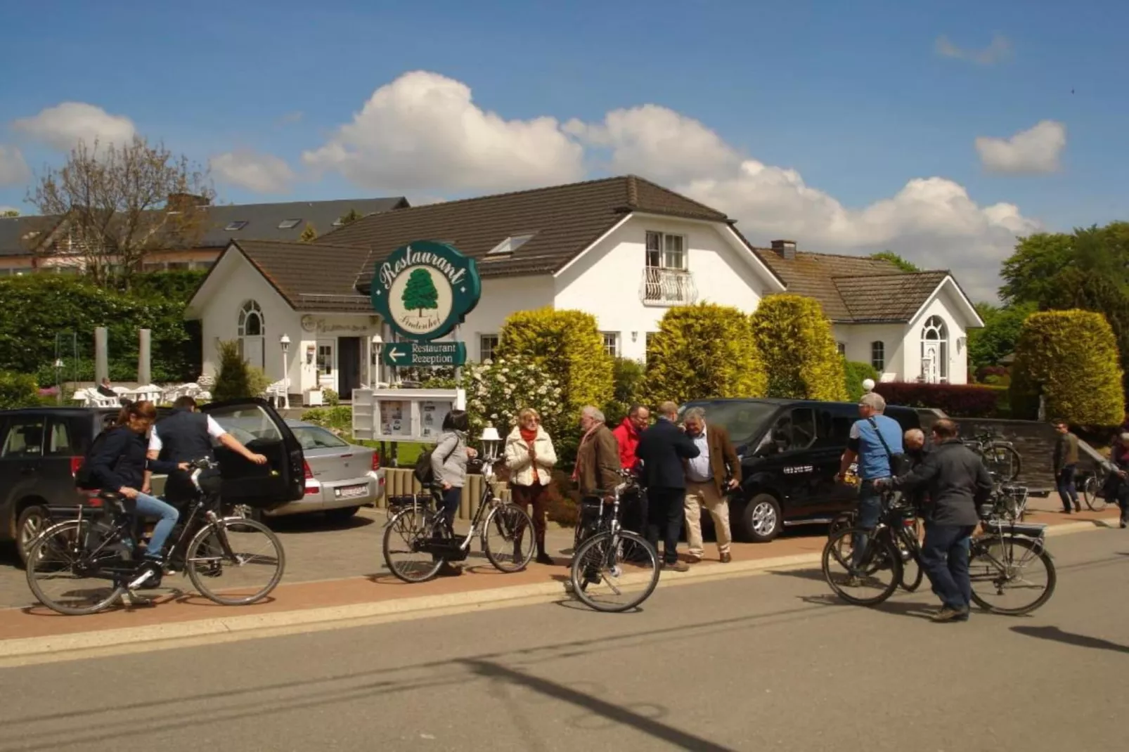 Au-dessus de la vallée-Gebiete Sommer 20 km