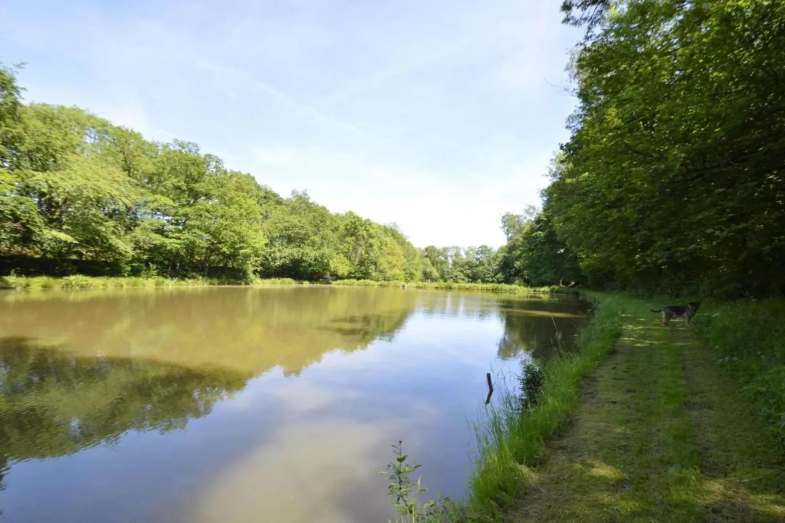 Le Bateau du Lac Privé-Gebiete Sommer 20 km