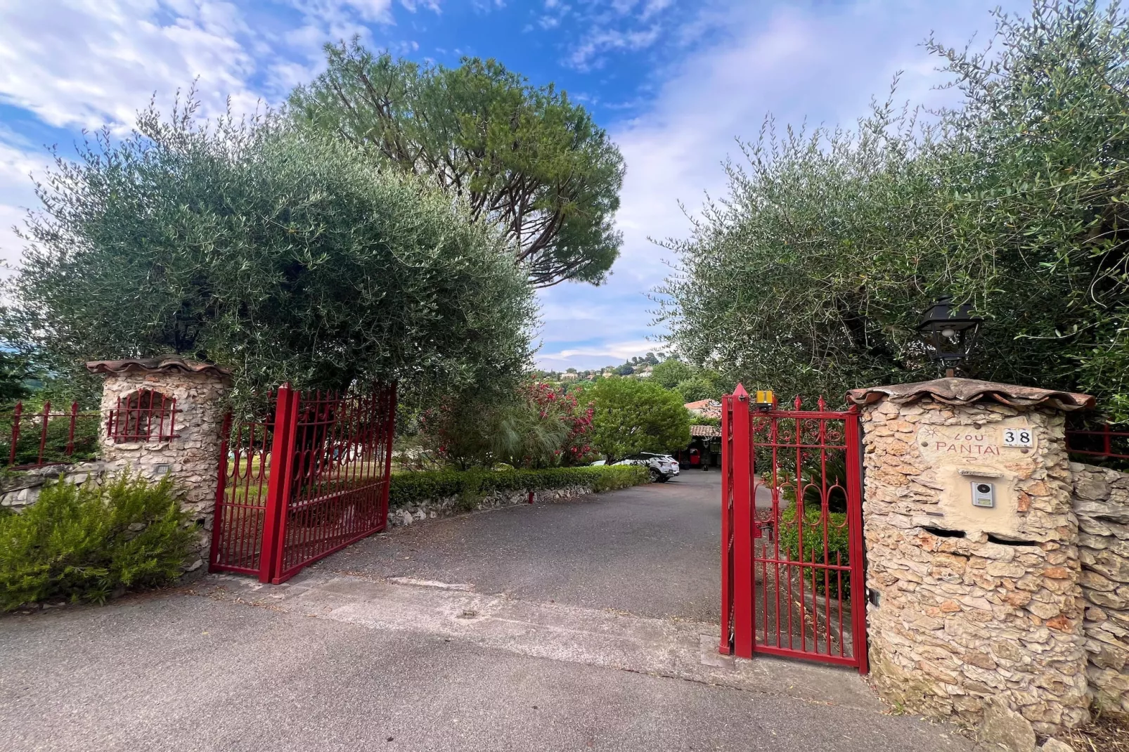 Ferienhaus in Cagnes-sur-Mer Villa Lou Pantail-Exterior in winter