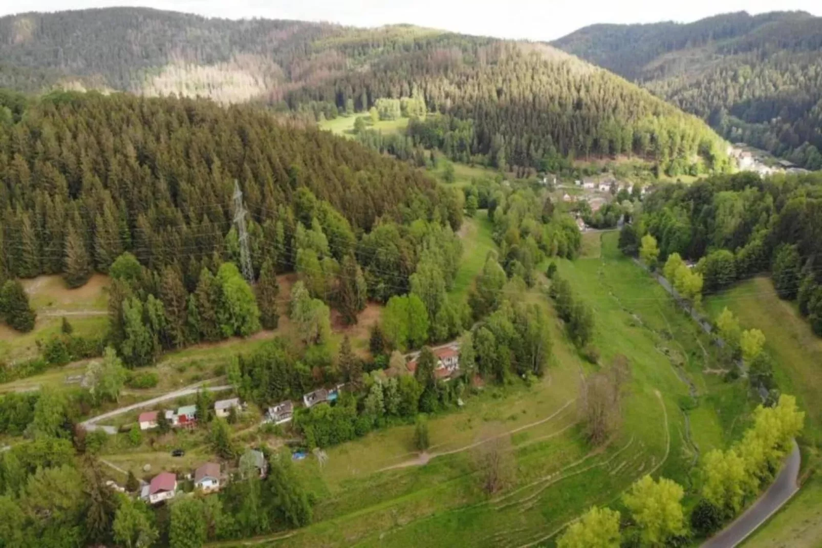 Retraite paisible dans un jardin-Zones été à 5 km