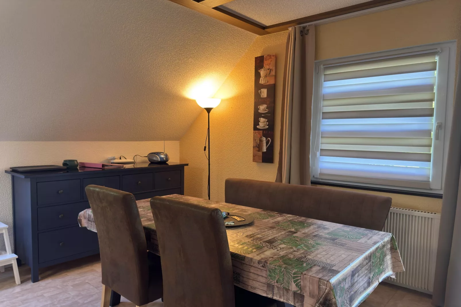 Obere Ferienwohnung-Wohnzimmer