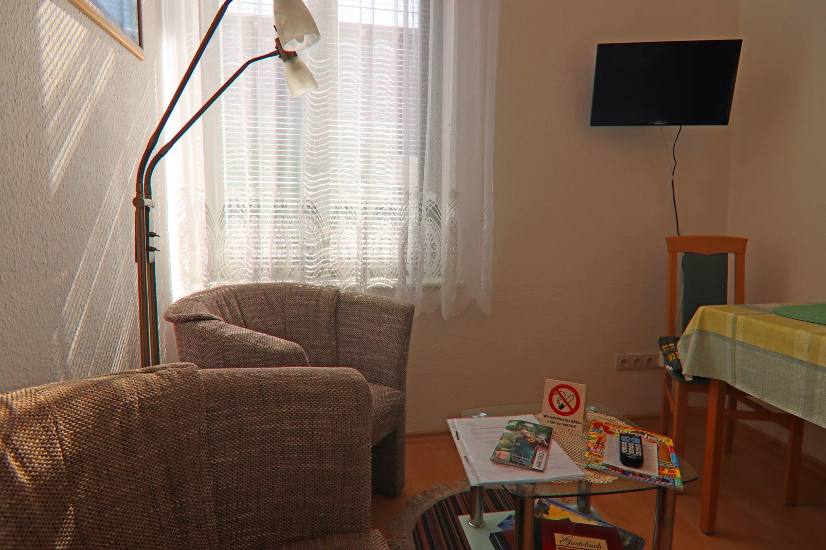 Sonnenterrasse Im EG Goethestr 10-Living room