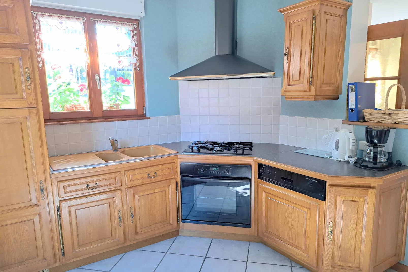 Semi-detached house Hinsbourg-Kitchen