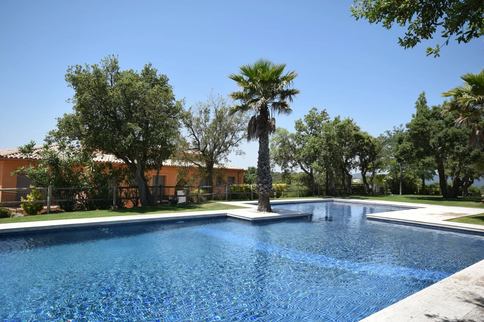 Mirador Mas Nou-Außenbereich Sommer