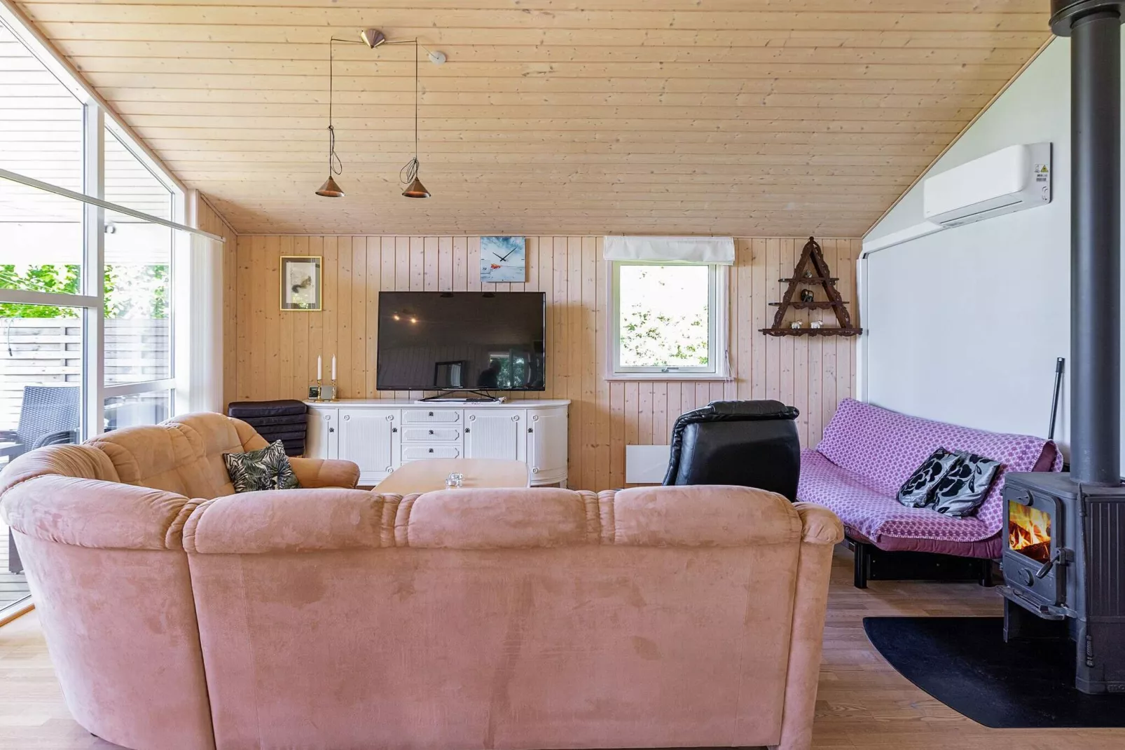 6 person holiday home in Løgstør-By Traum-Indoor