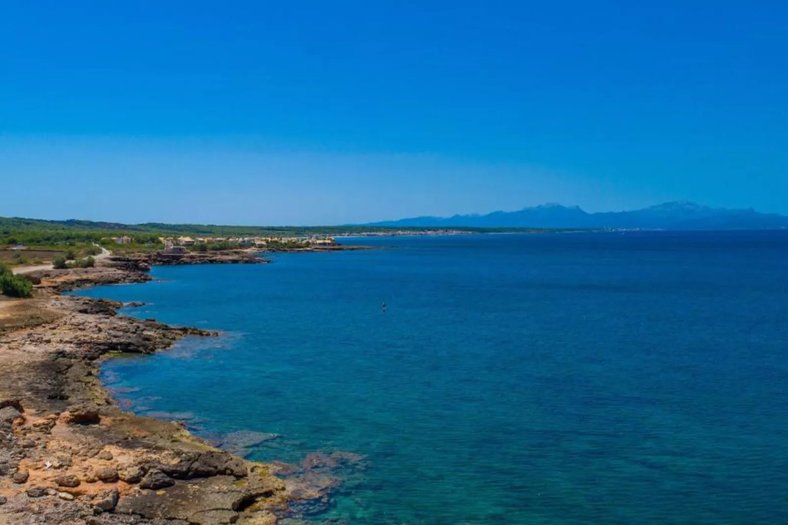 Tres Pins-Areas within 20km in summer
