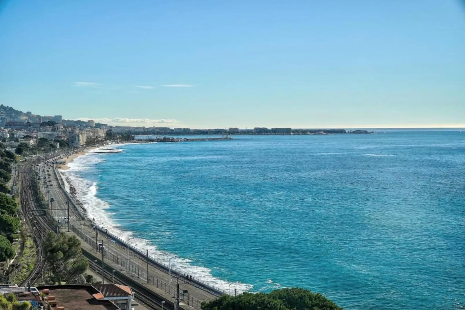 Vue mer-Zones été à 1 km