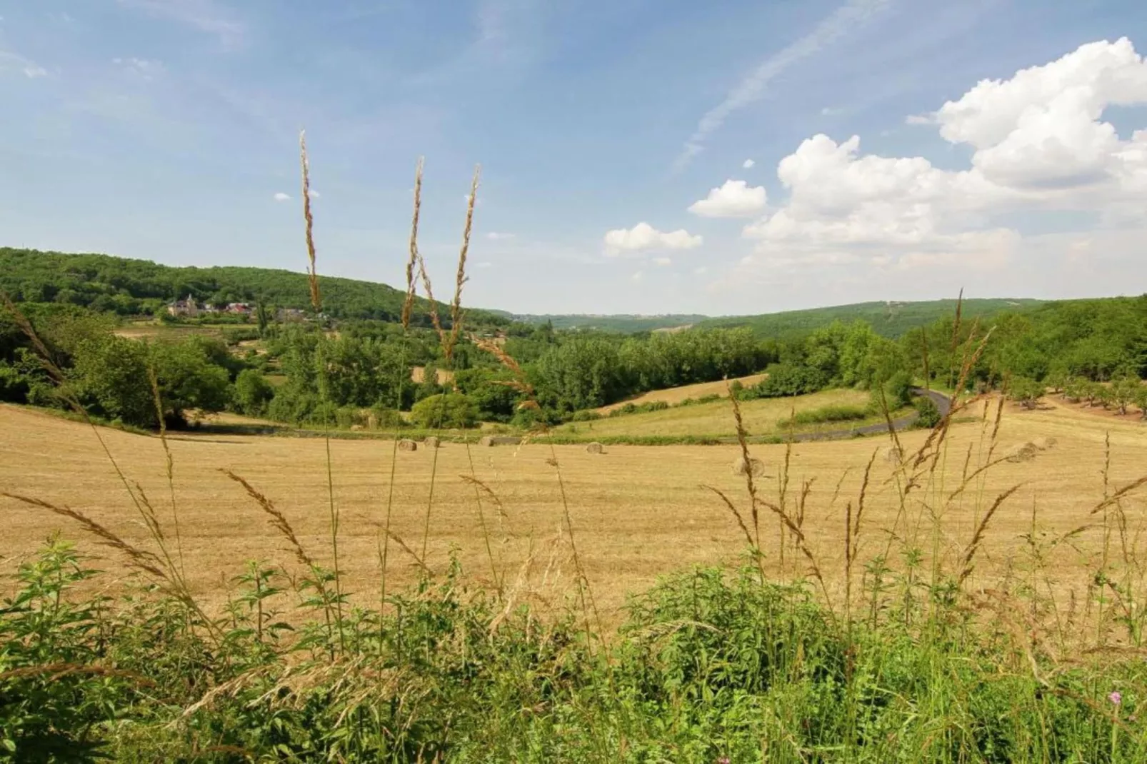 La Petite Houssaye-Areas within 20km in summer