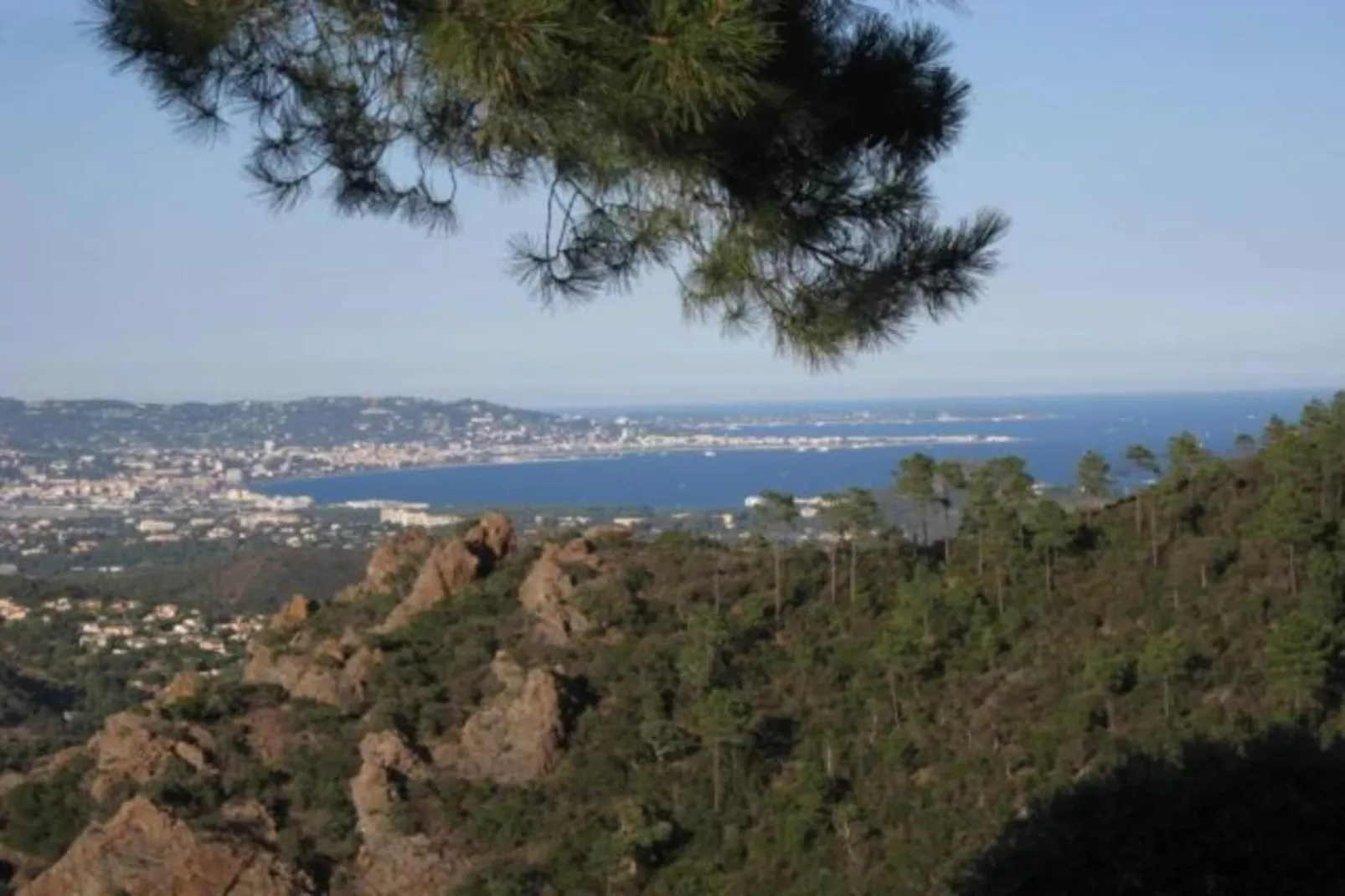 Jonila-Areas within 20km in summer