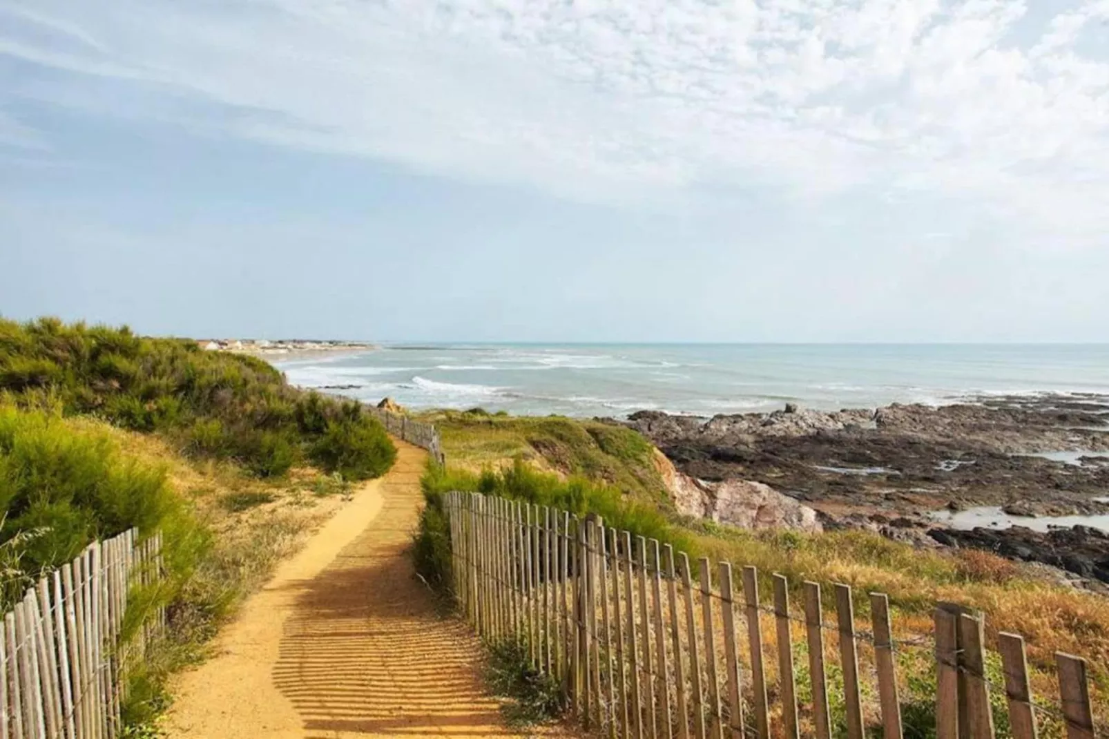 Domaine des Fontenelles 3-Areas within 20km in summer