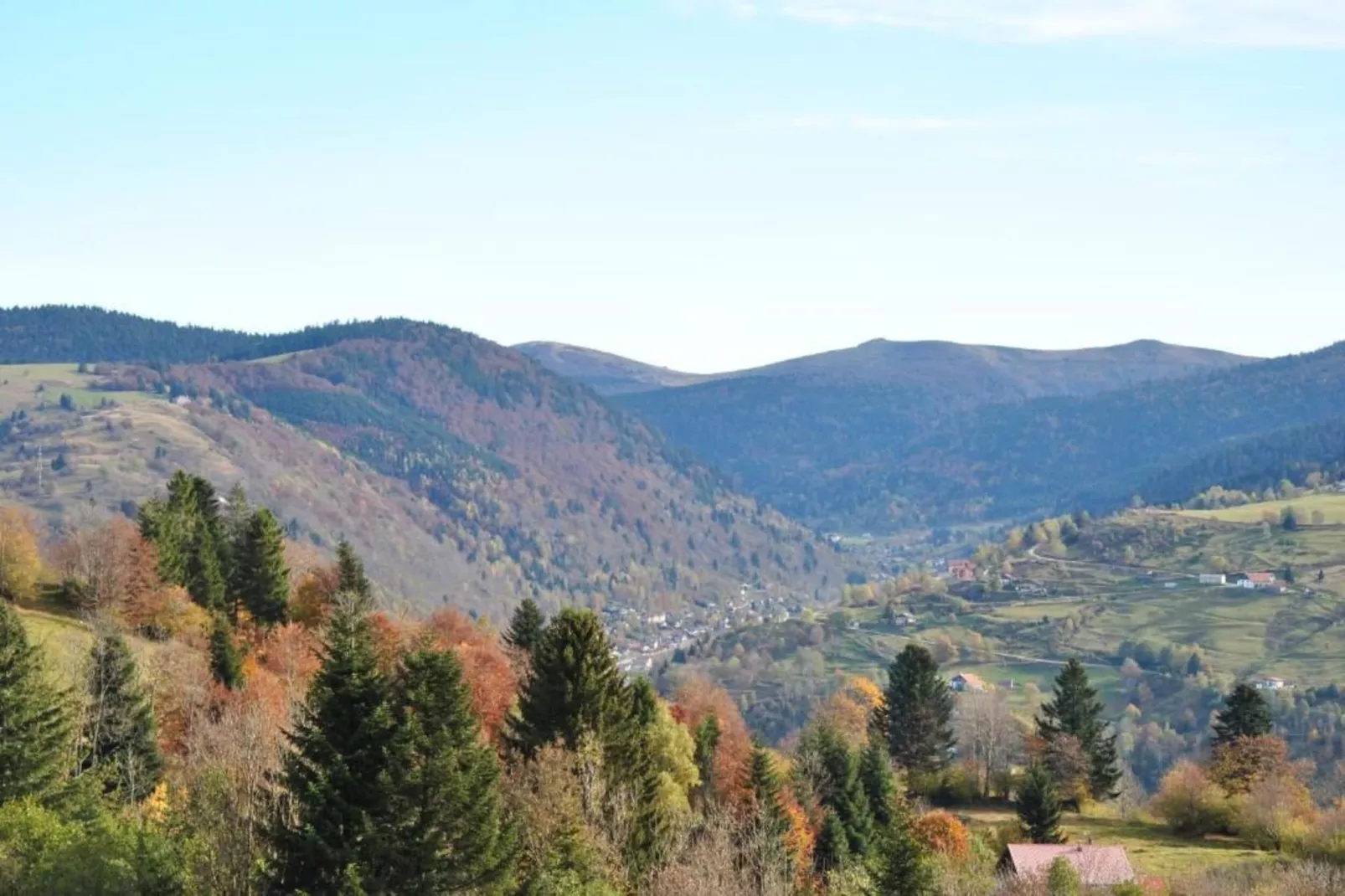 Le Renard-Areas within 20km in summer