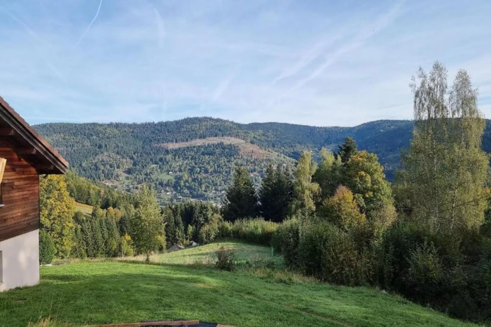 La Bergerie-Areas within 20km in summer