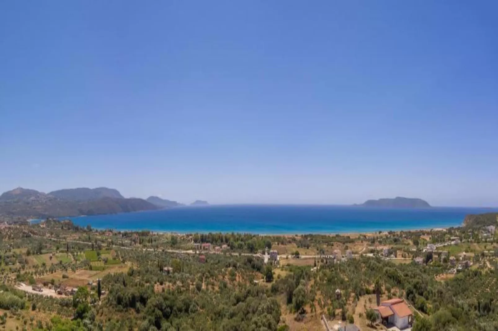 Villa I Gorgòna-Zones été à 20 km
