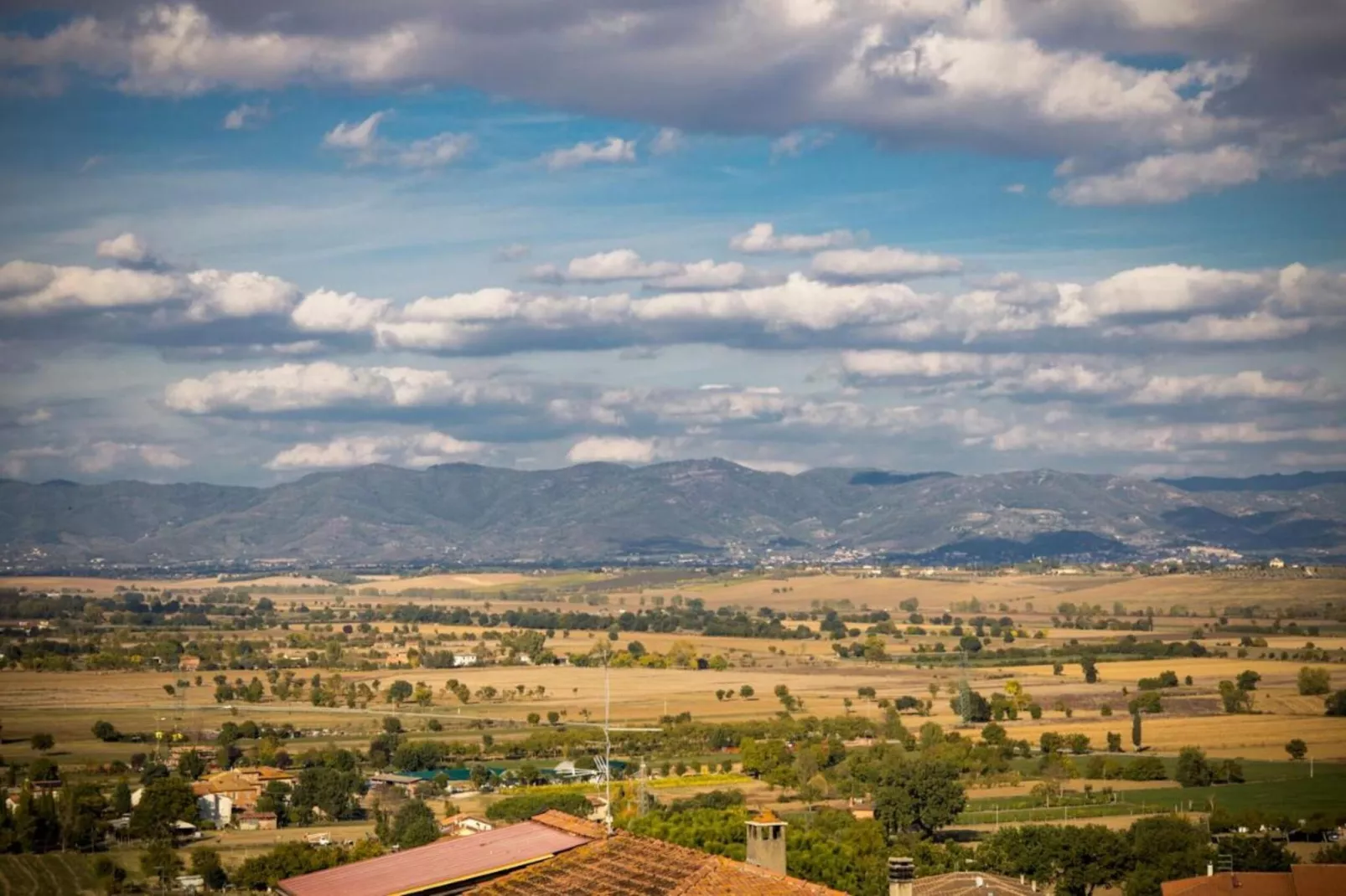 Castagno del Riccio-Areas within 5km in summer