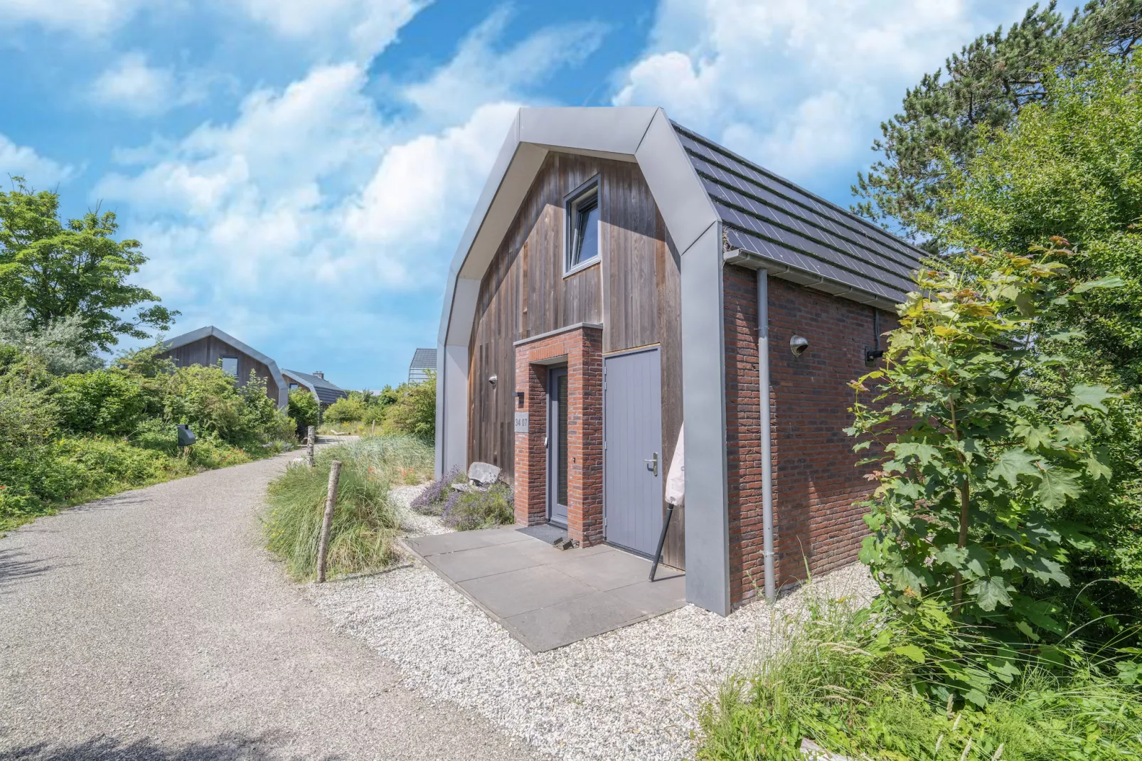 Duinvilla aan het Meer-Exterior in summer