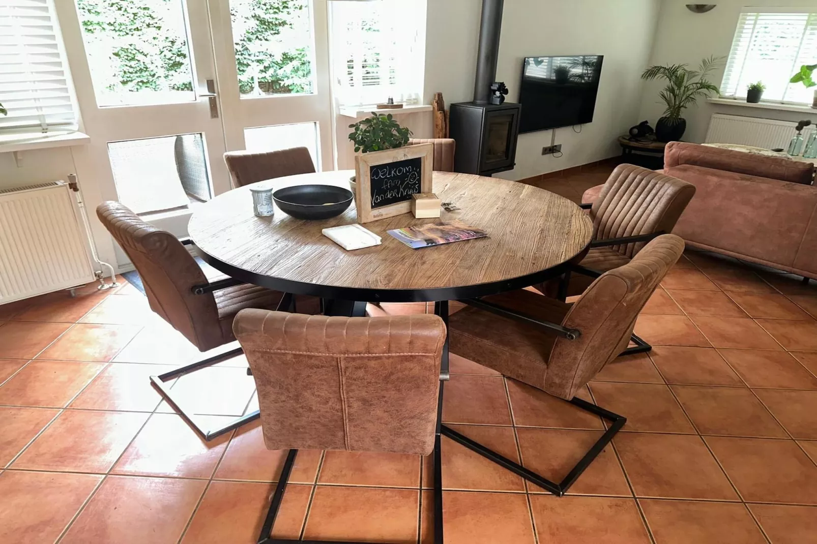 't Voortsche Boshuys-Esszimmer