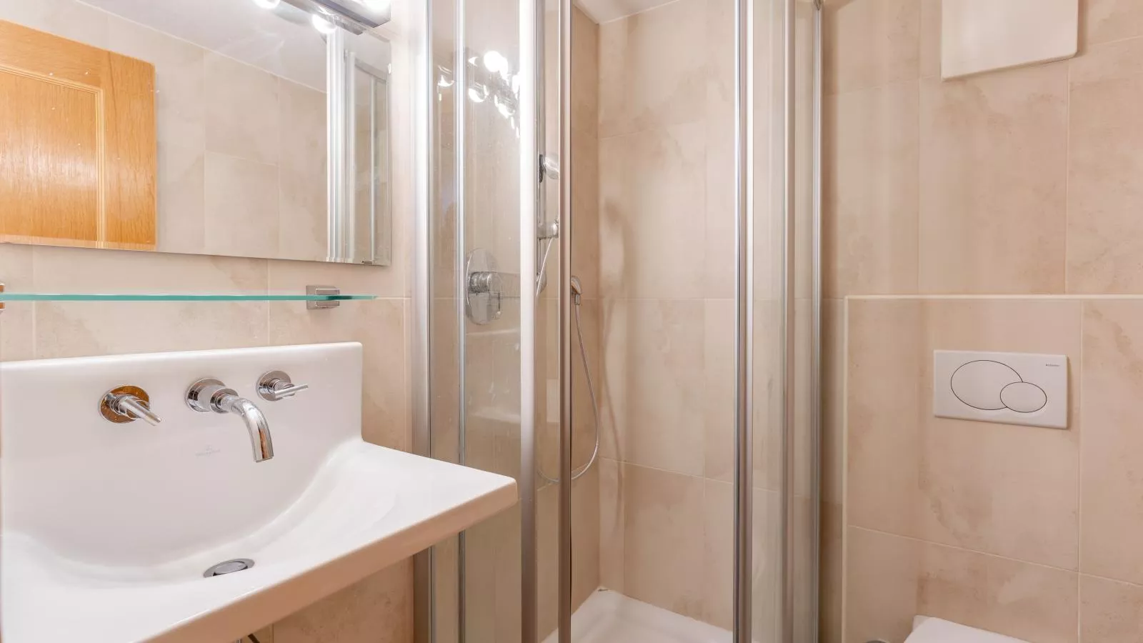 Marktblick-Bathroom