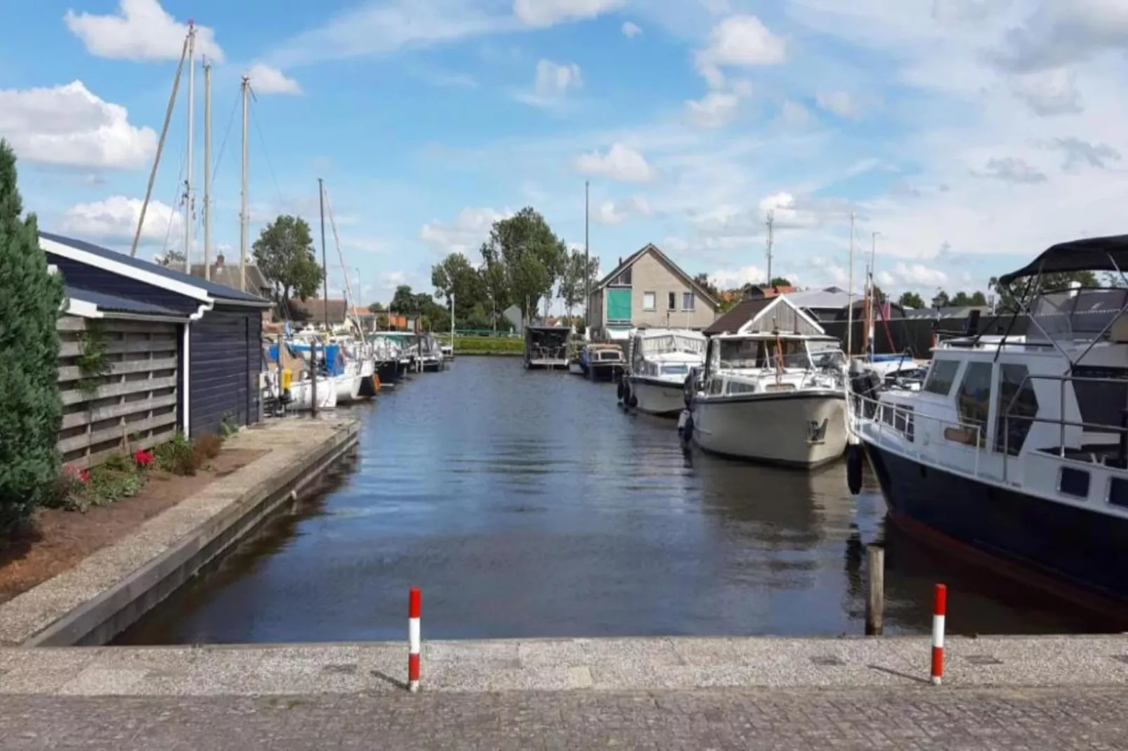 Aan de dwarsgracht-Areas within 20km in summer