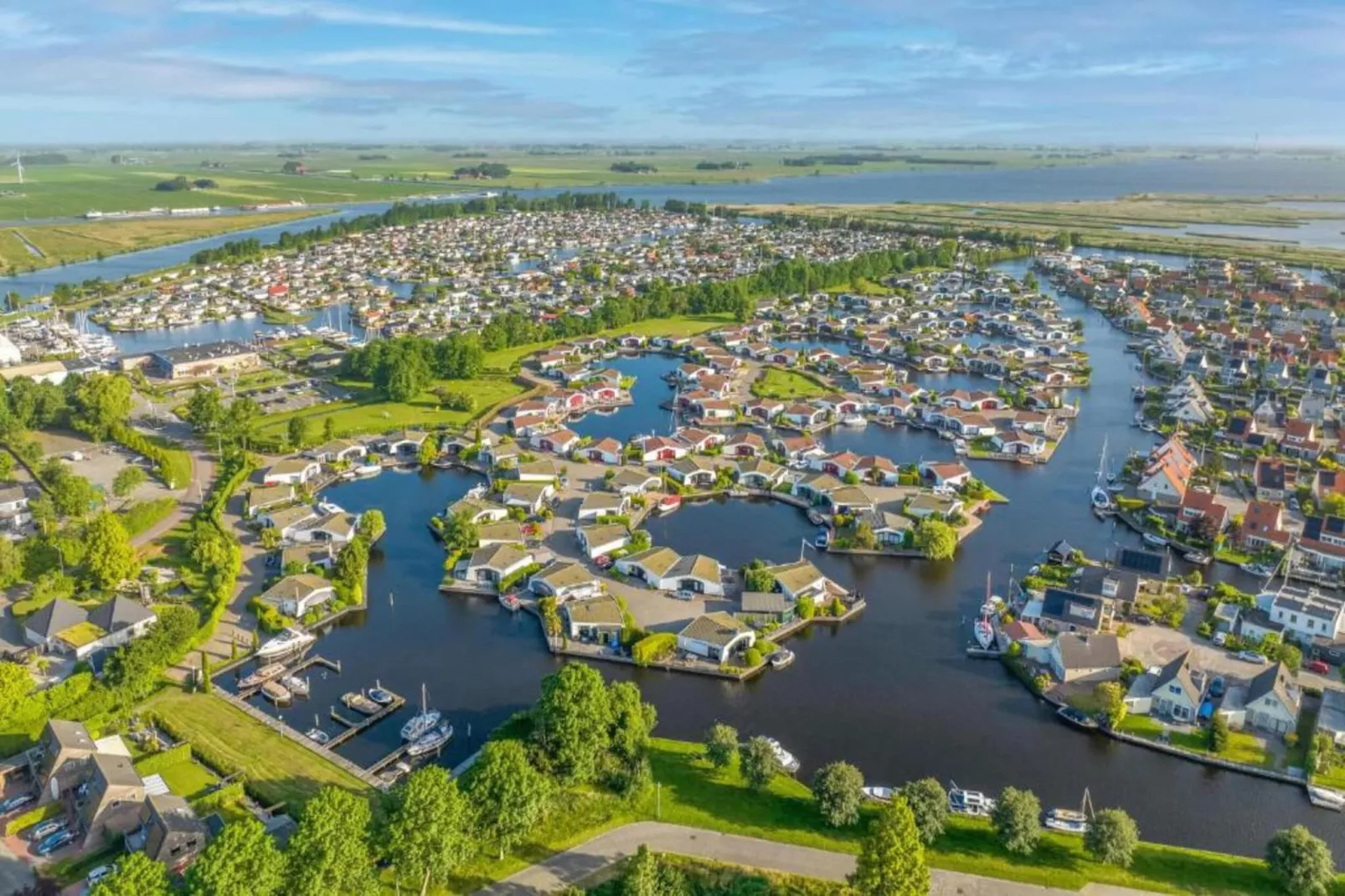 Friese Meren Villa's 18-Areas within 20km in summer