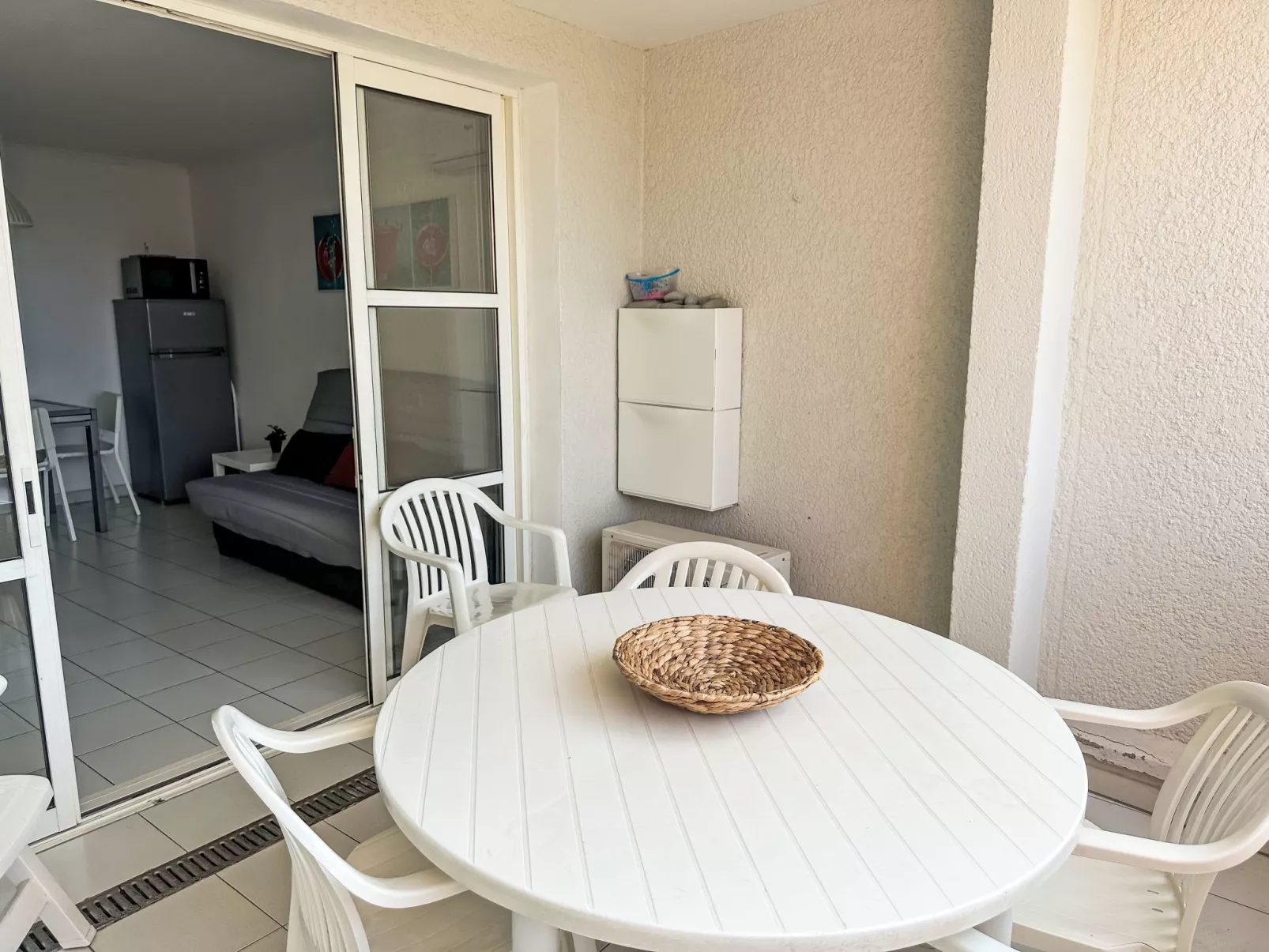 Le Village (C9 279)-Dehors