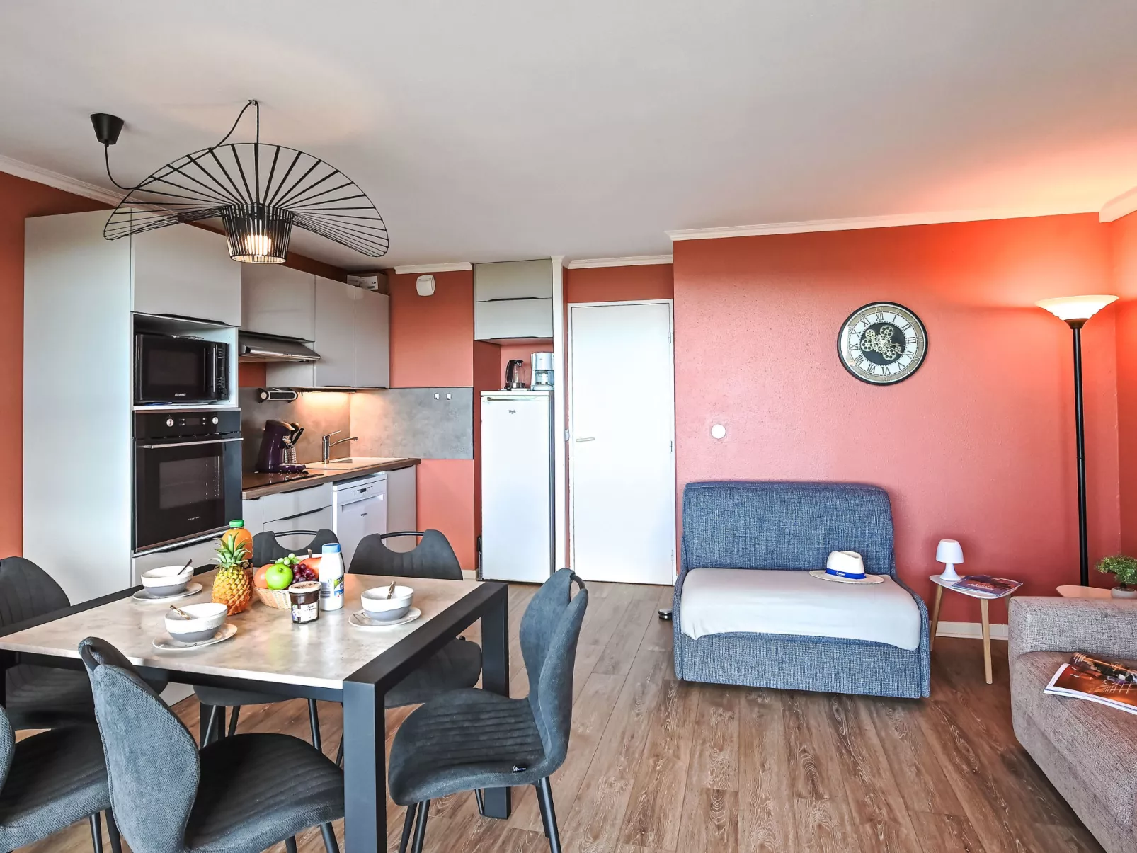 Le Hameau (M4 333)-Dedans